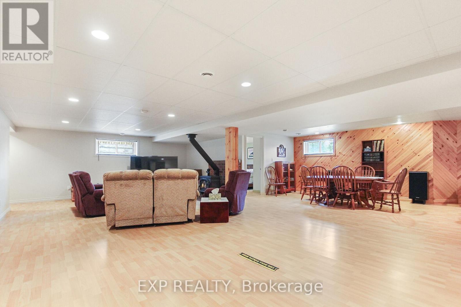 2186 Clyde Lake Road