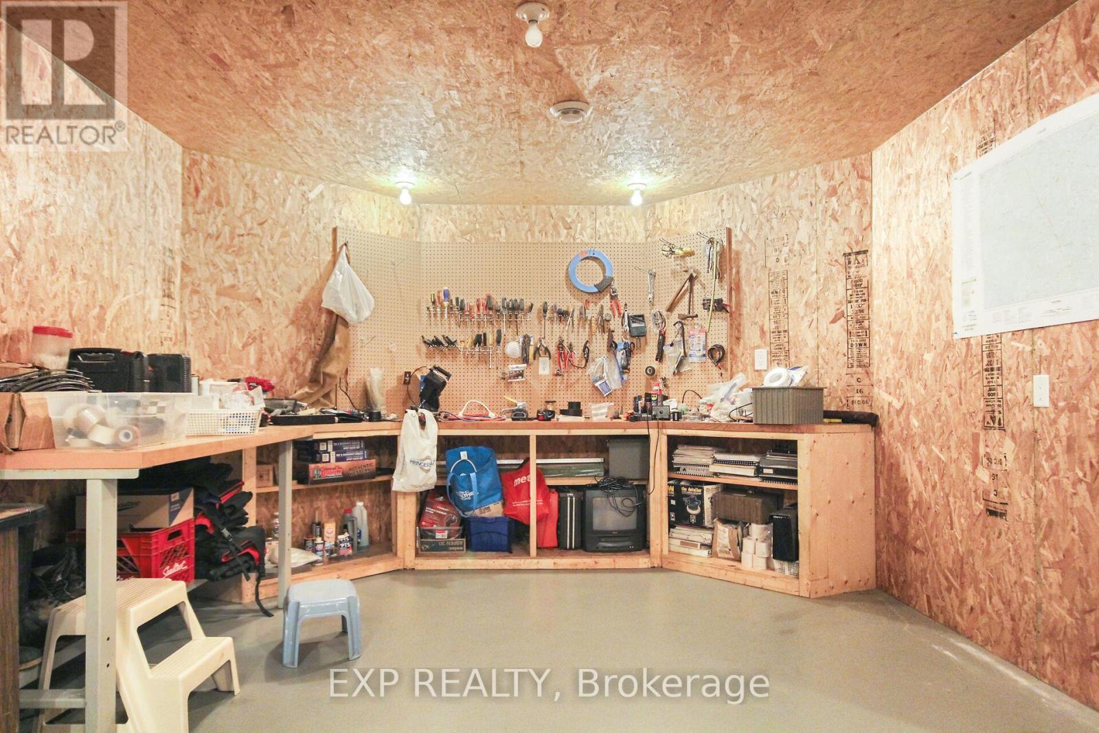 2186 Clyde Lake Road