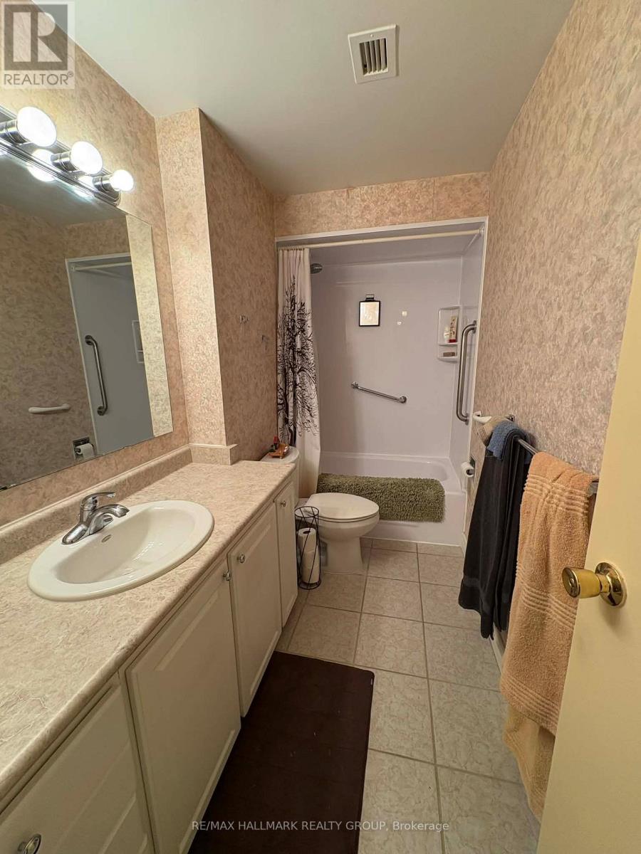 1217 - 20 Chesterton Drive