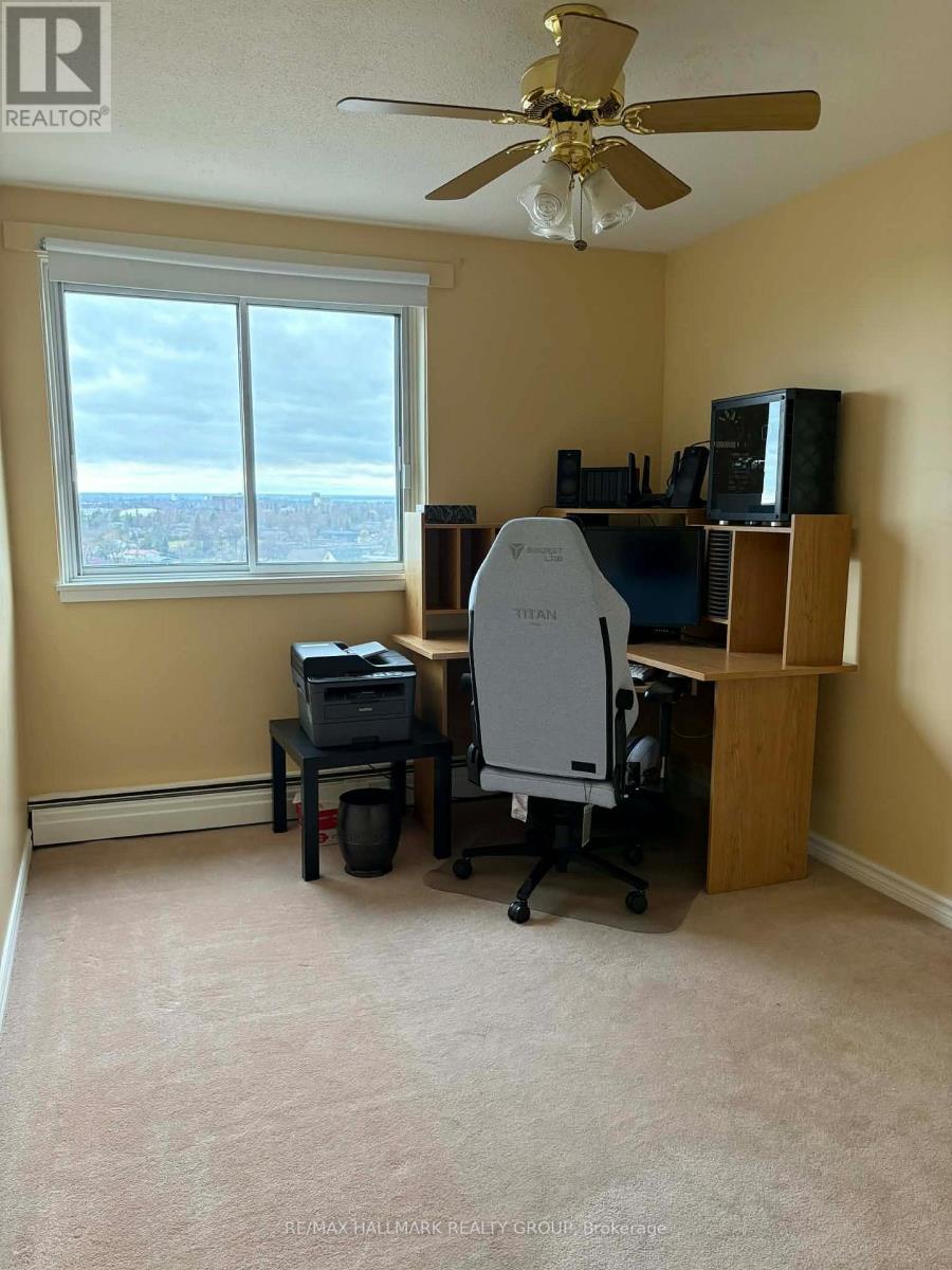 1217 - 20 Chesterton Drive