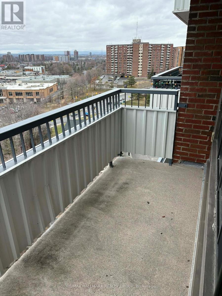 1217 - 20 Chesterton Drive