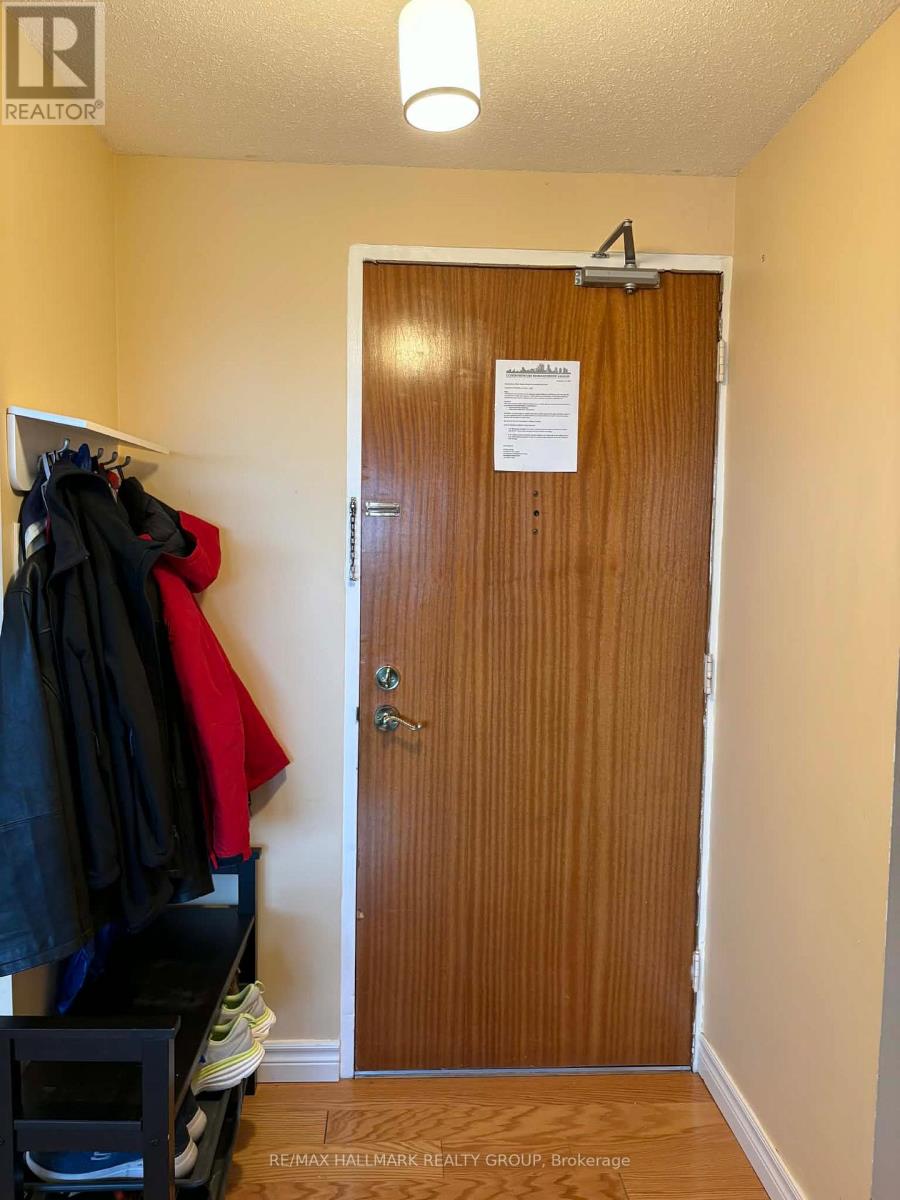 1217 - 20 Chesterton Drive