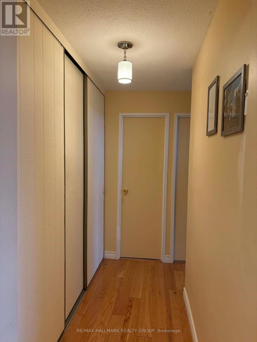 1217 - 20 Chesterton Drive