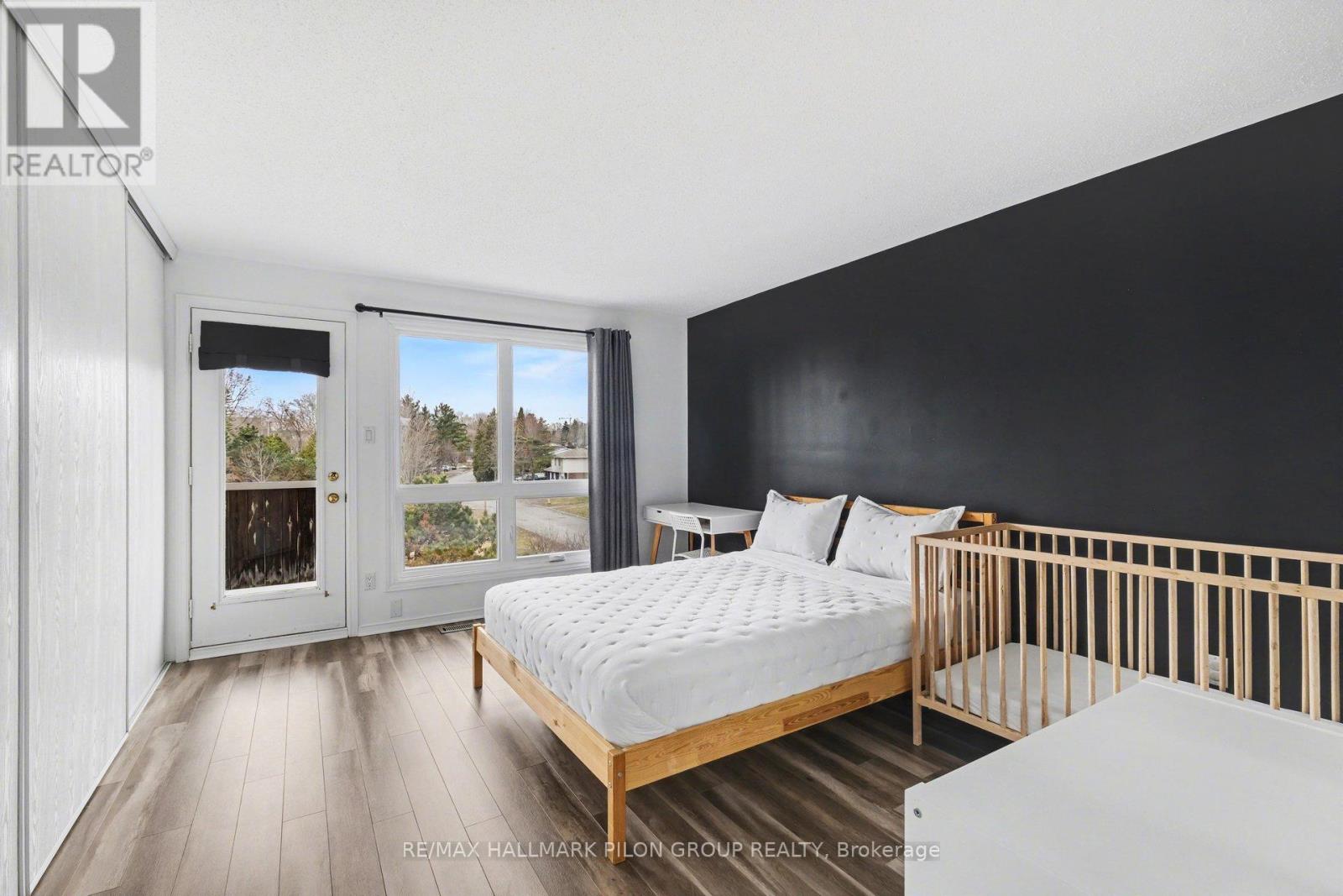 1121 Gablefield Private