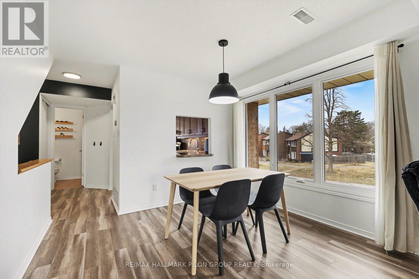 1121 Gablefield Private