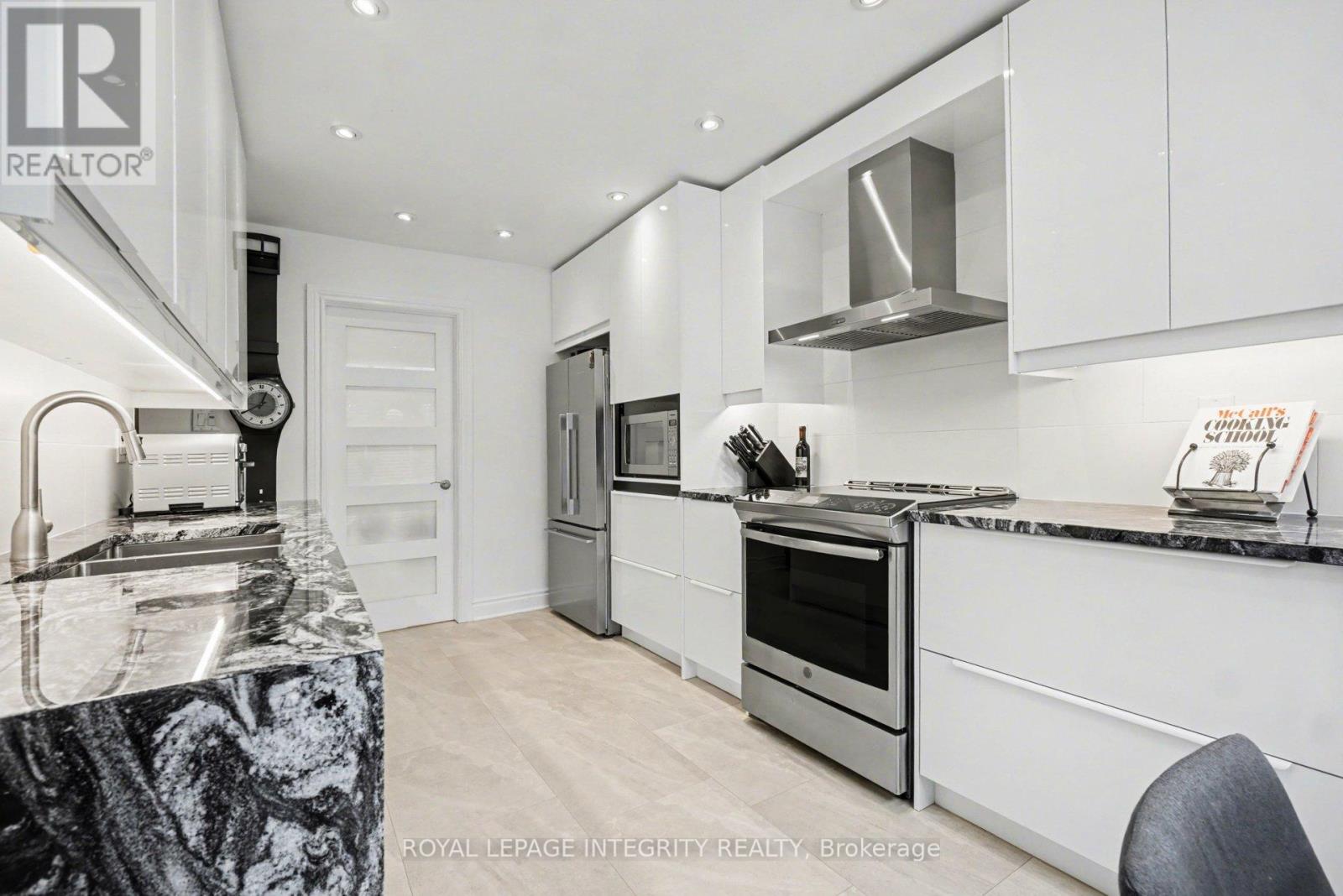 30 - 100 Hillside Drive