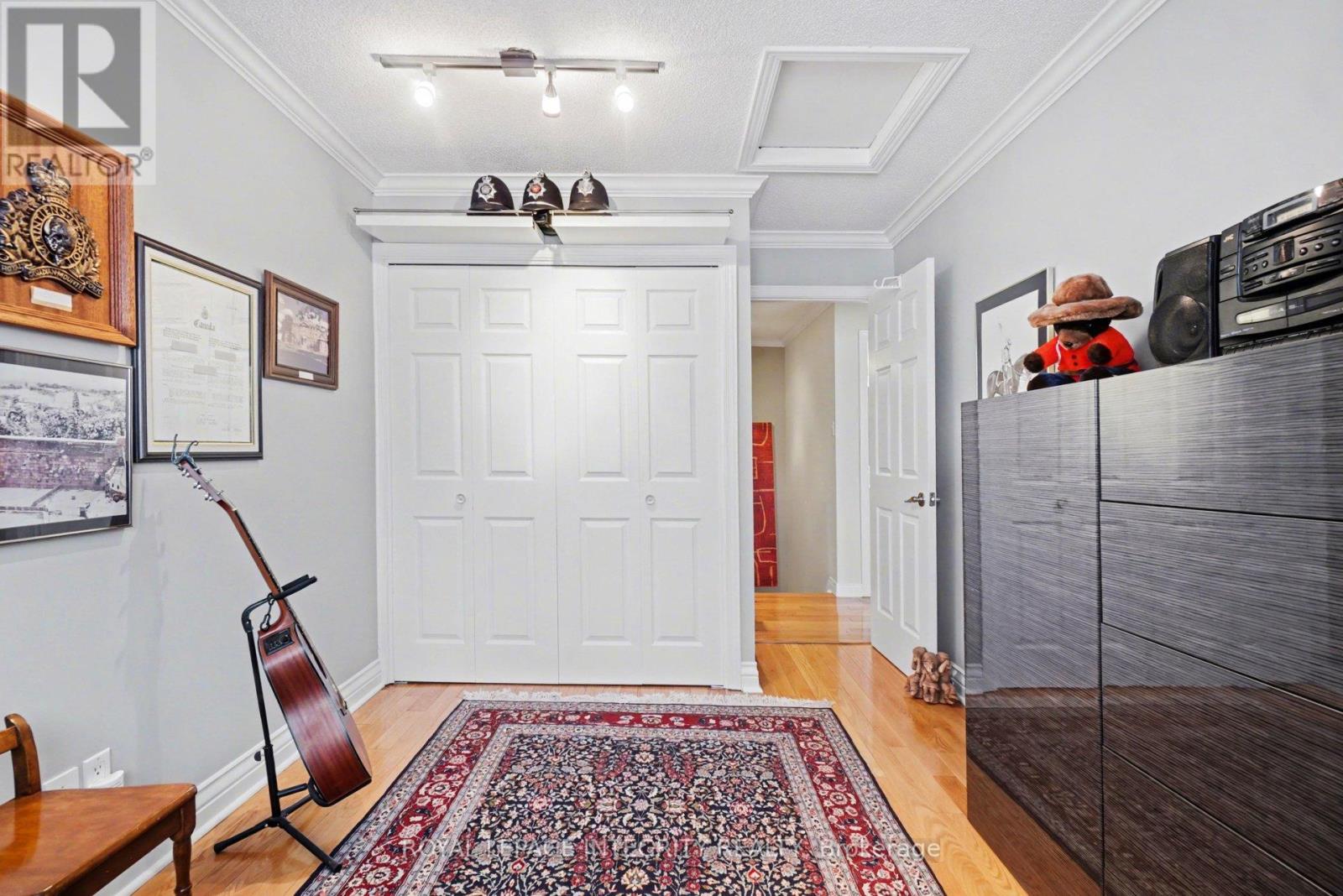 30 - 100 Hillside Drive