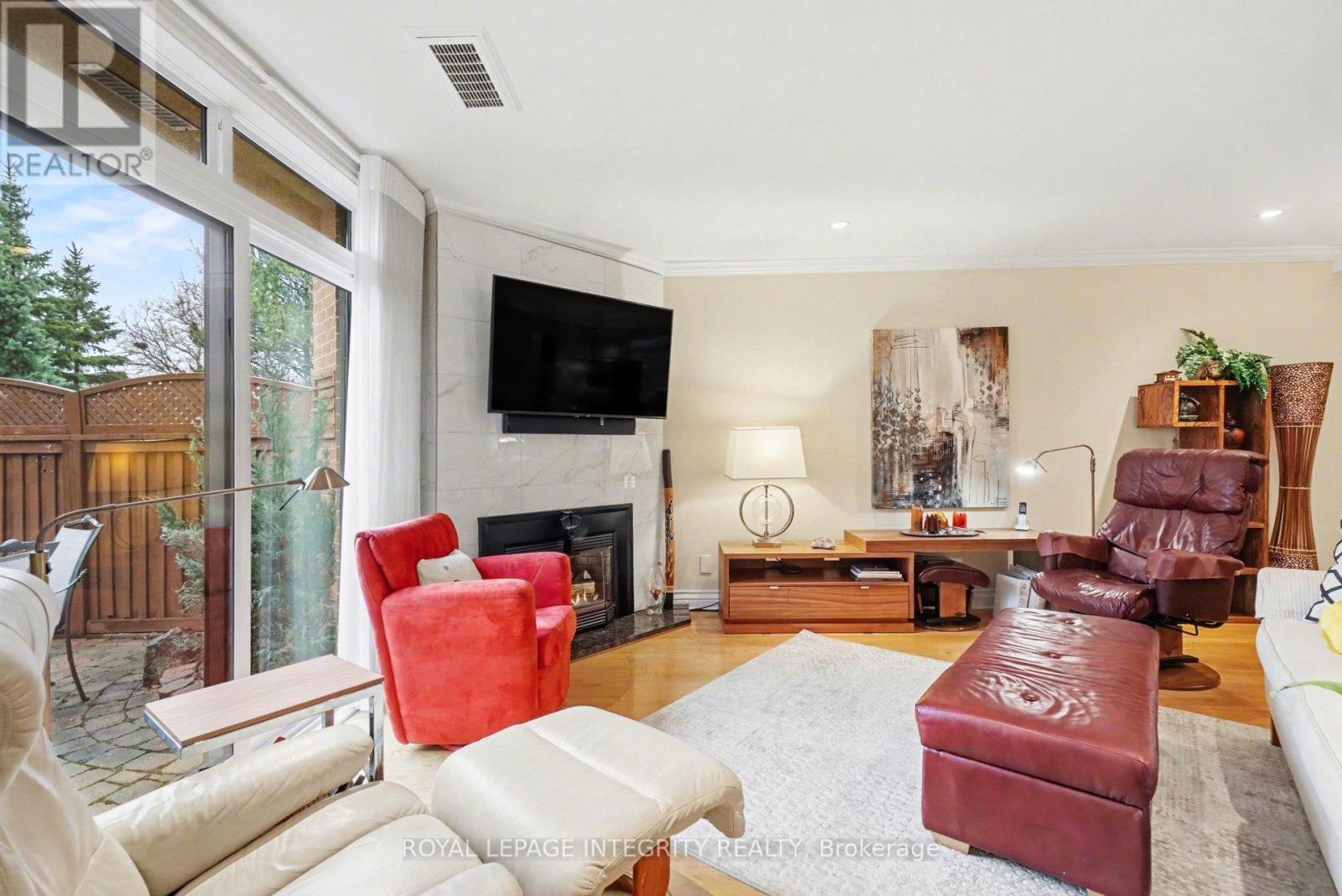 30 - 100 Hillside Drive