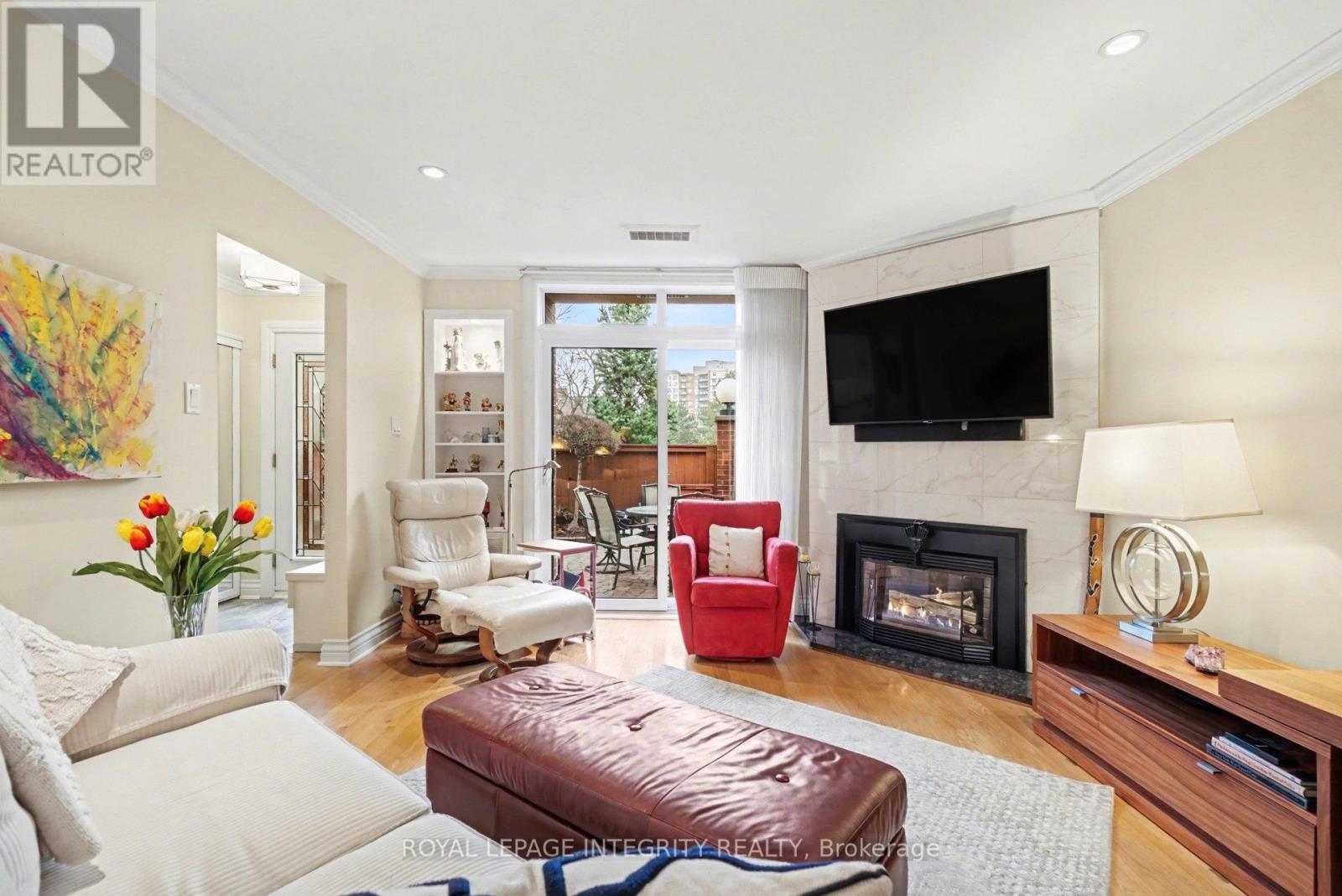 30 - 100 Hillside Drive