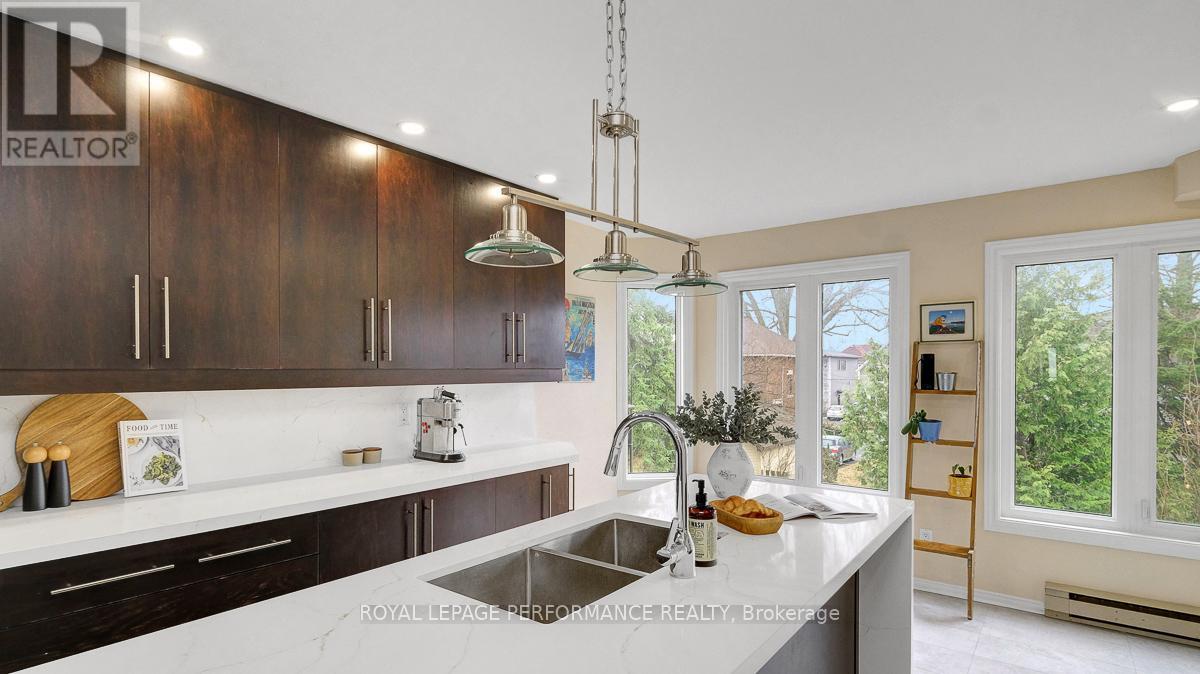 2d - 4 Columbus Avenue