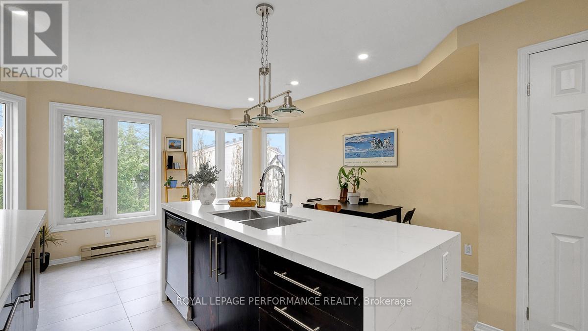 2d - 4 Columbus Avenue