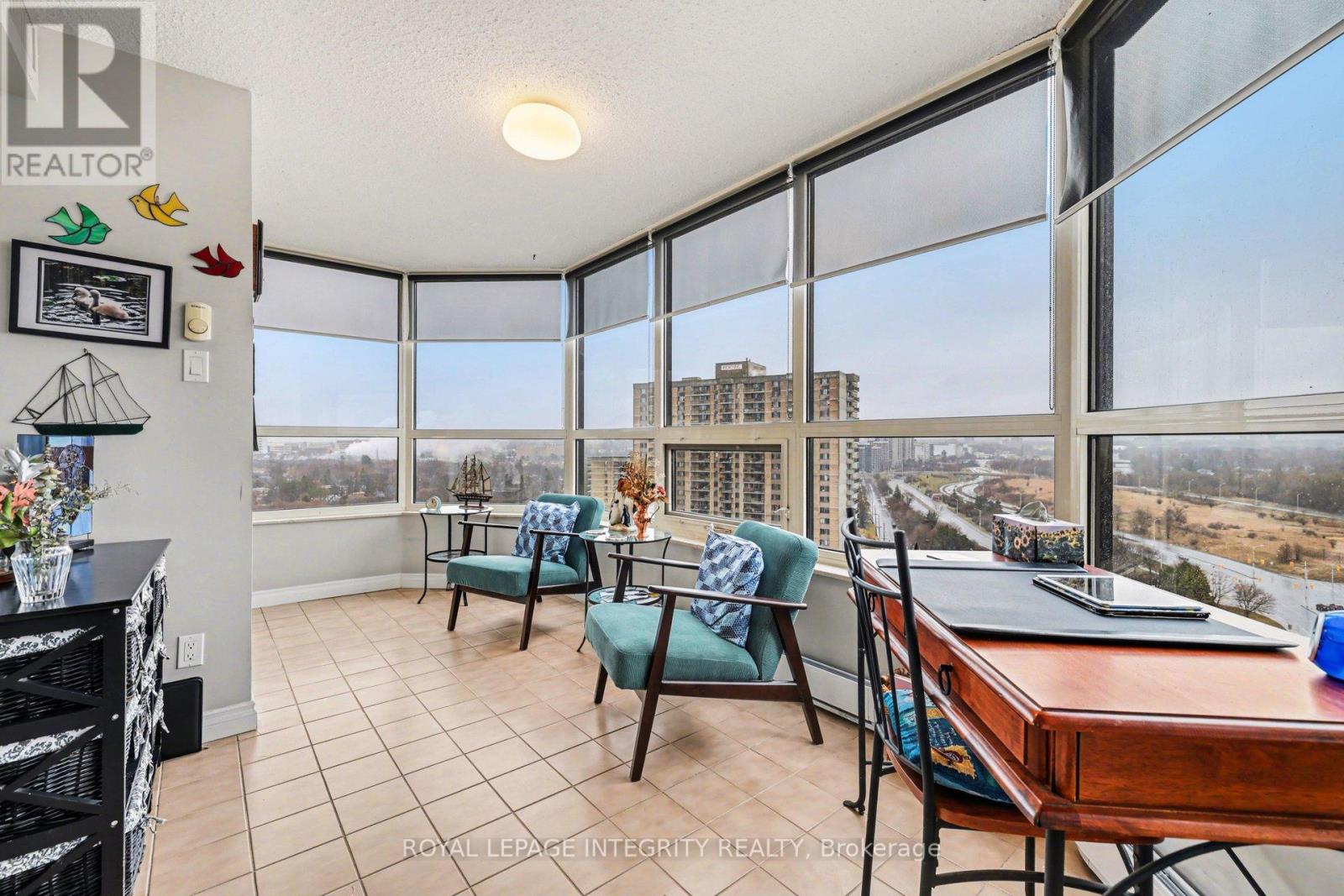 1905 - 1510 Riverside Drive