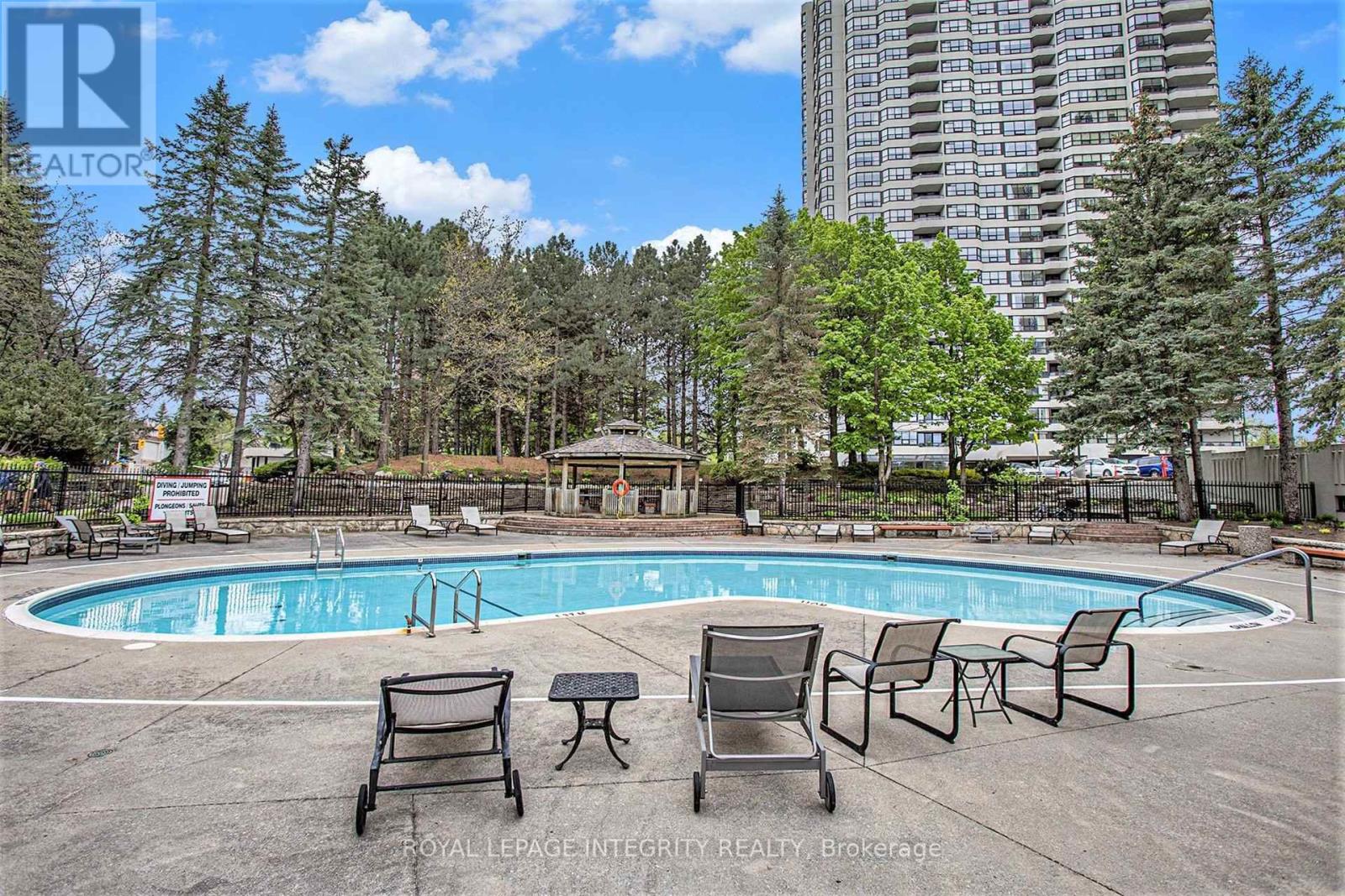 1905 - 1510 Riverside Drive