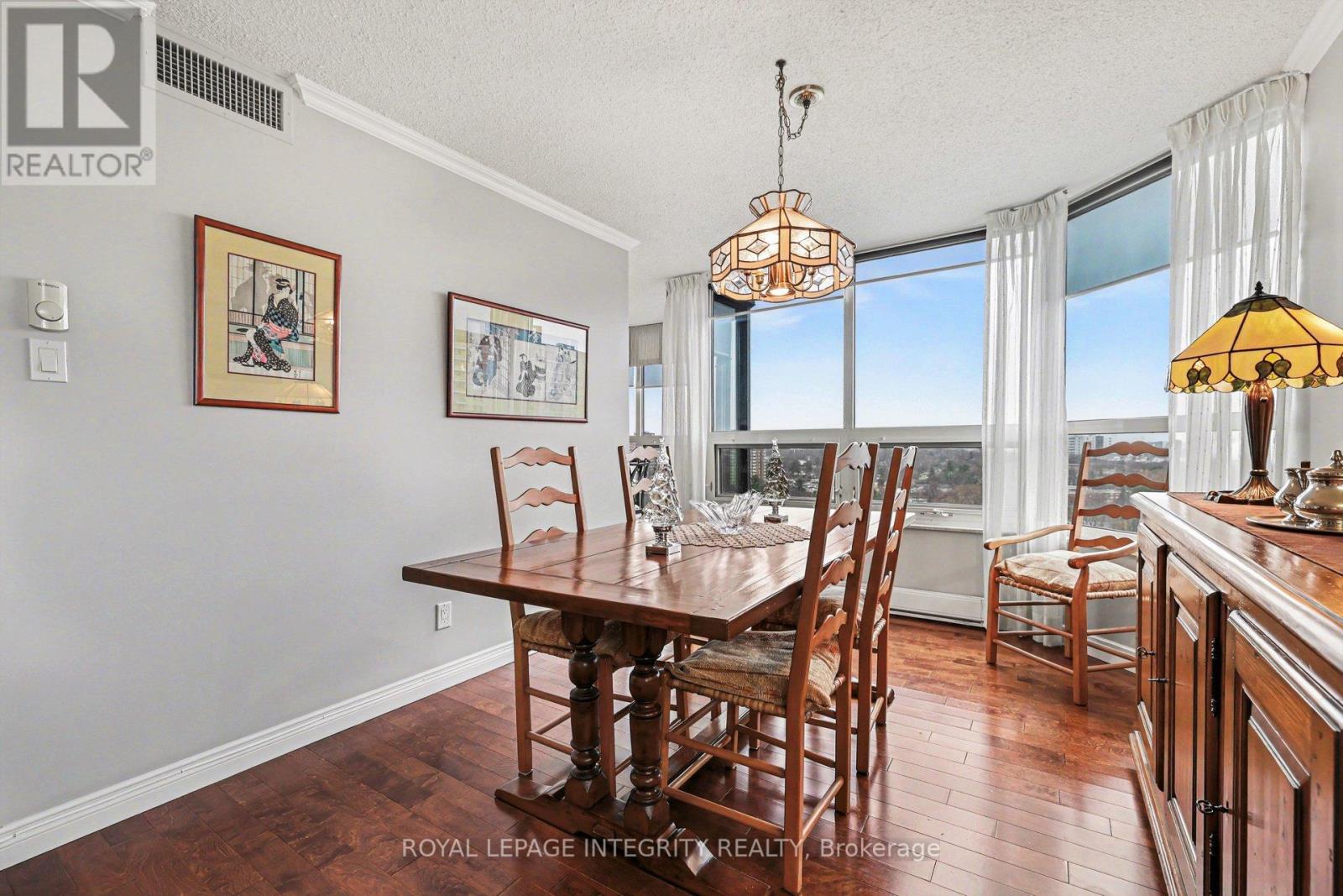 1905 - 1510 Riverside Drive