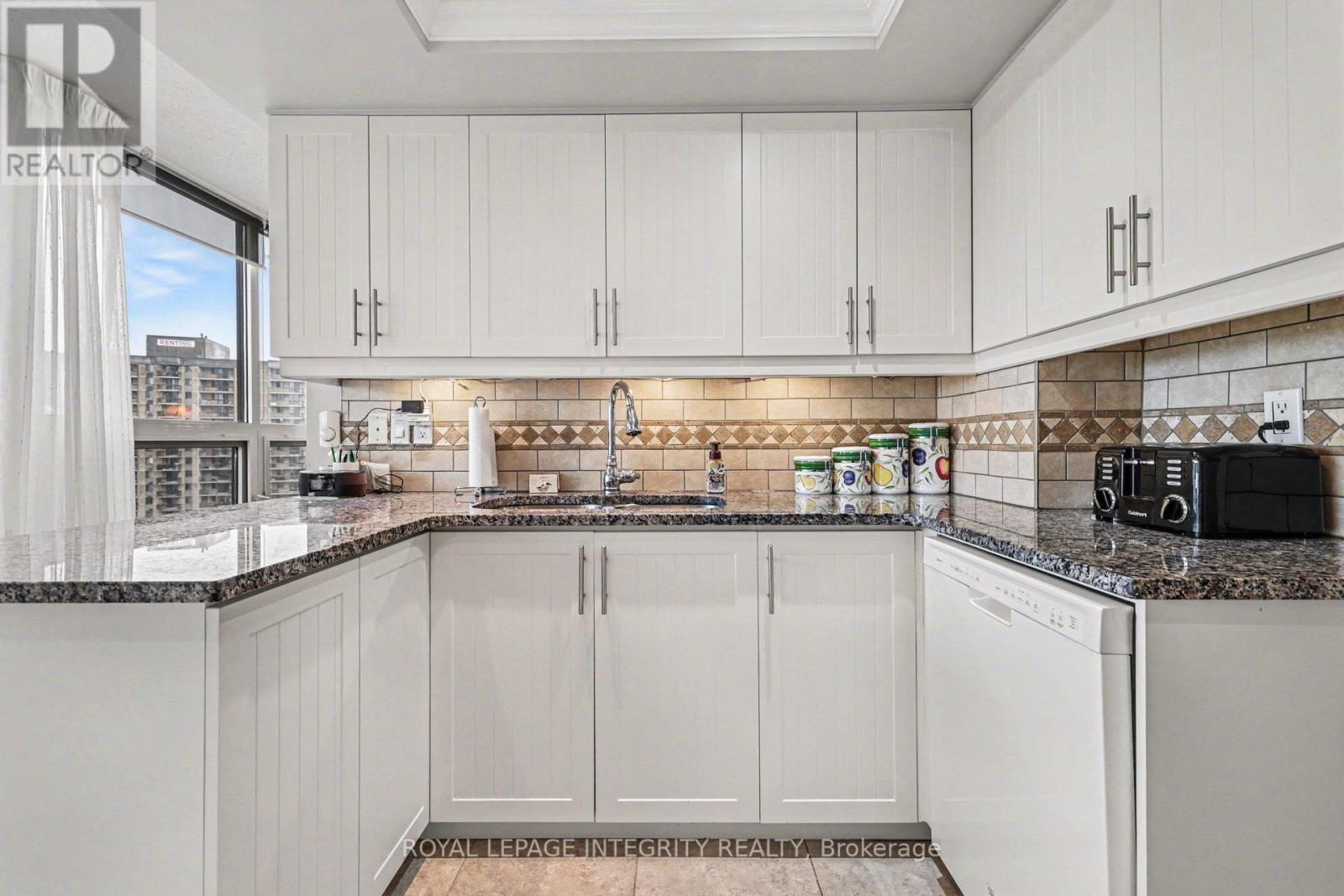 1905 - 1510 Riverside Drive