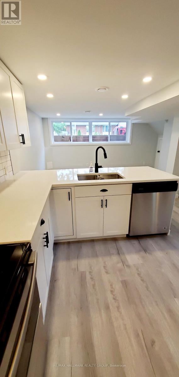 1329 Bloomsbury Crescent