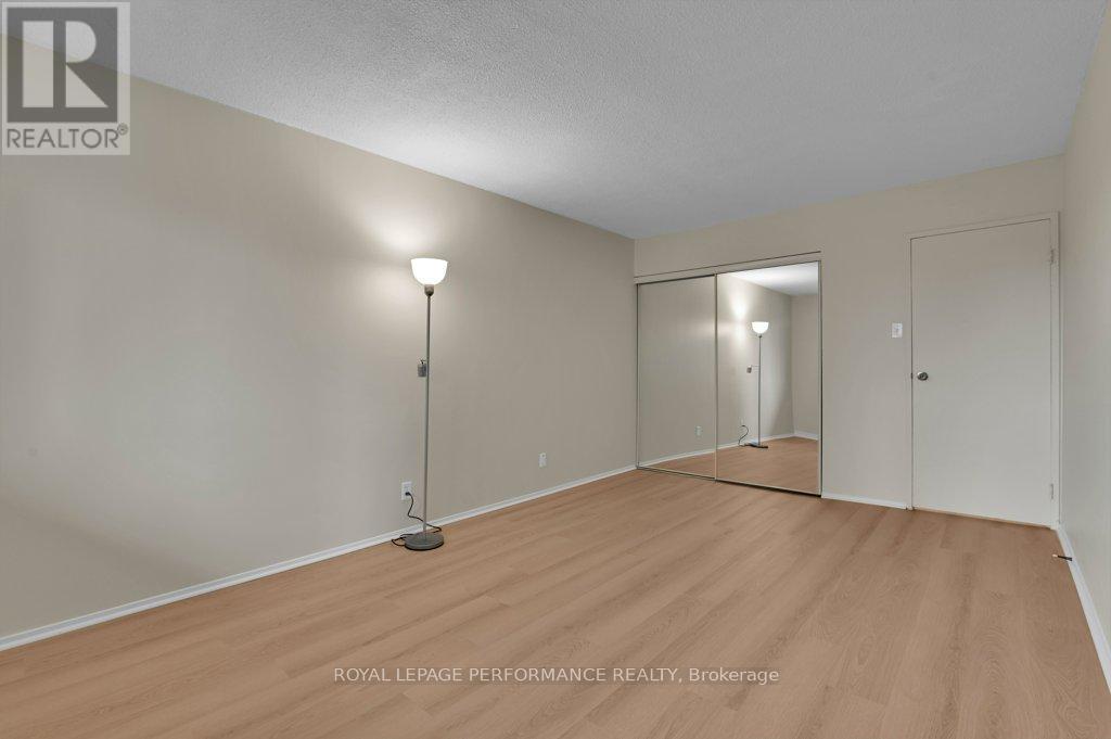 205 - 158 Mcarthur Avenue