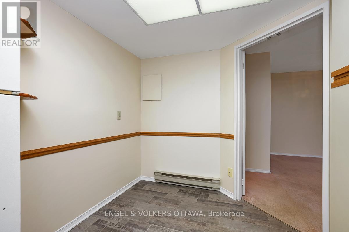 1103 - 1705 Playfair Drive