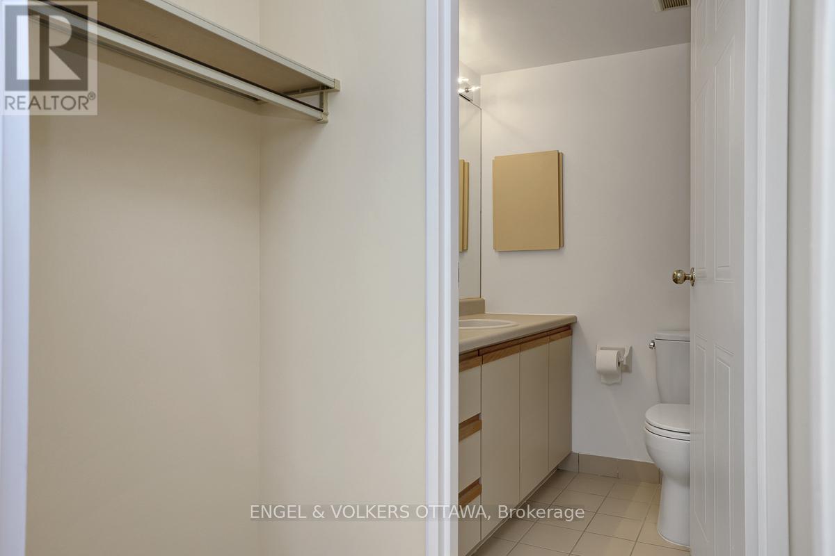 1103 - 1705 Playfair Drive