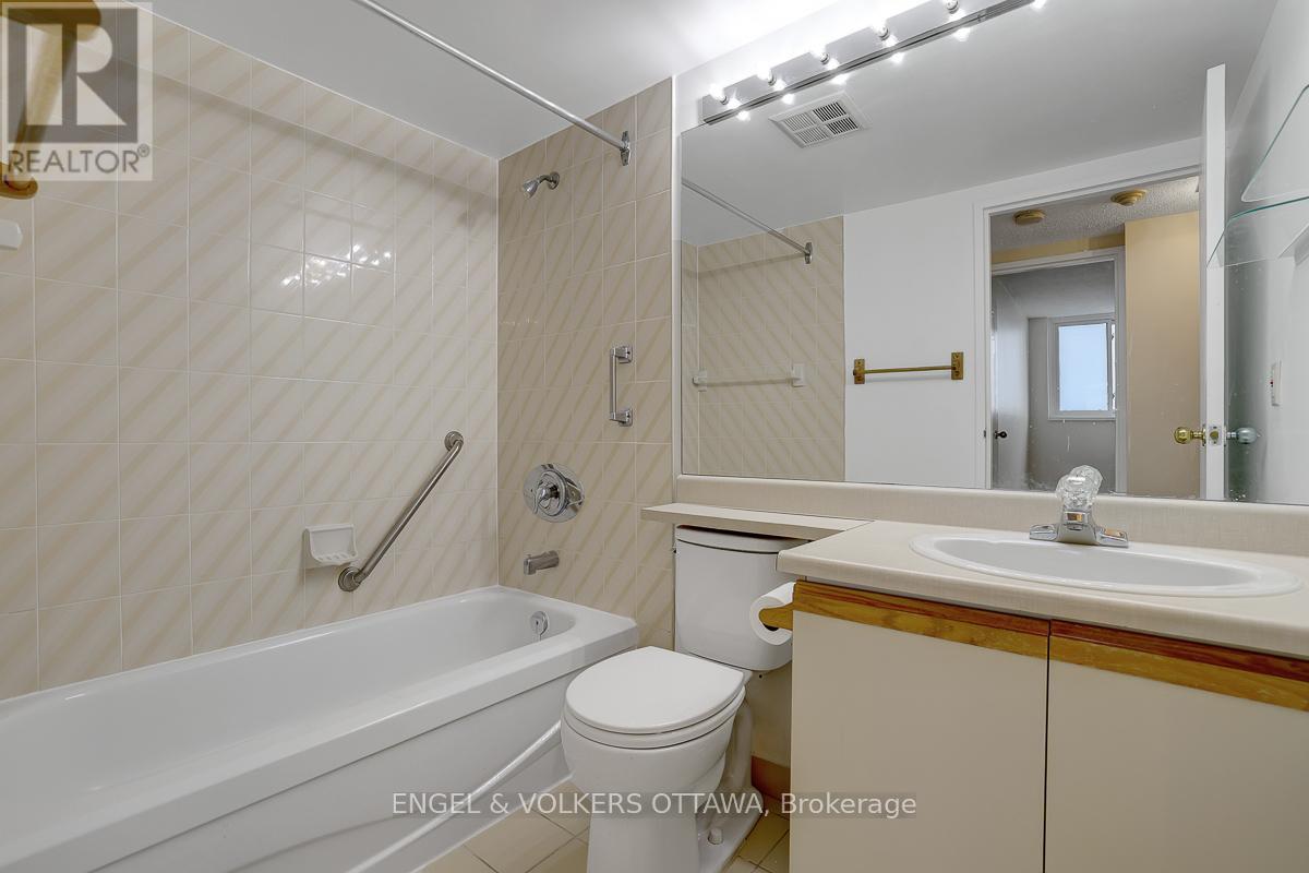 1103 - 1705 Playfair Drive