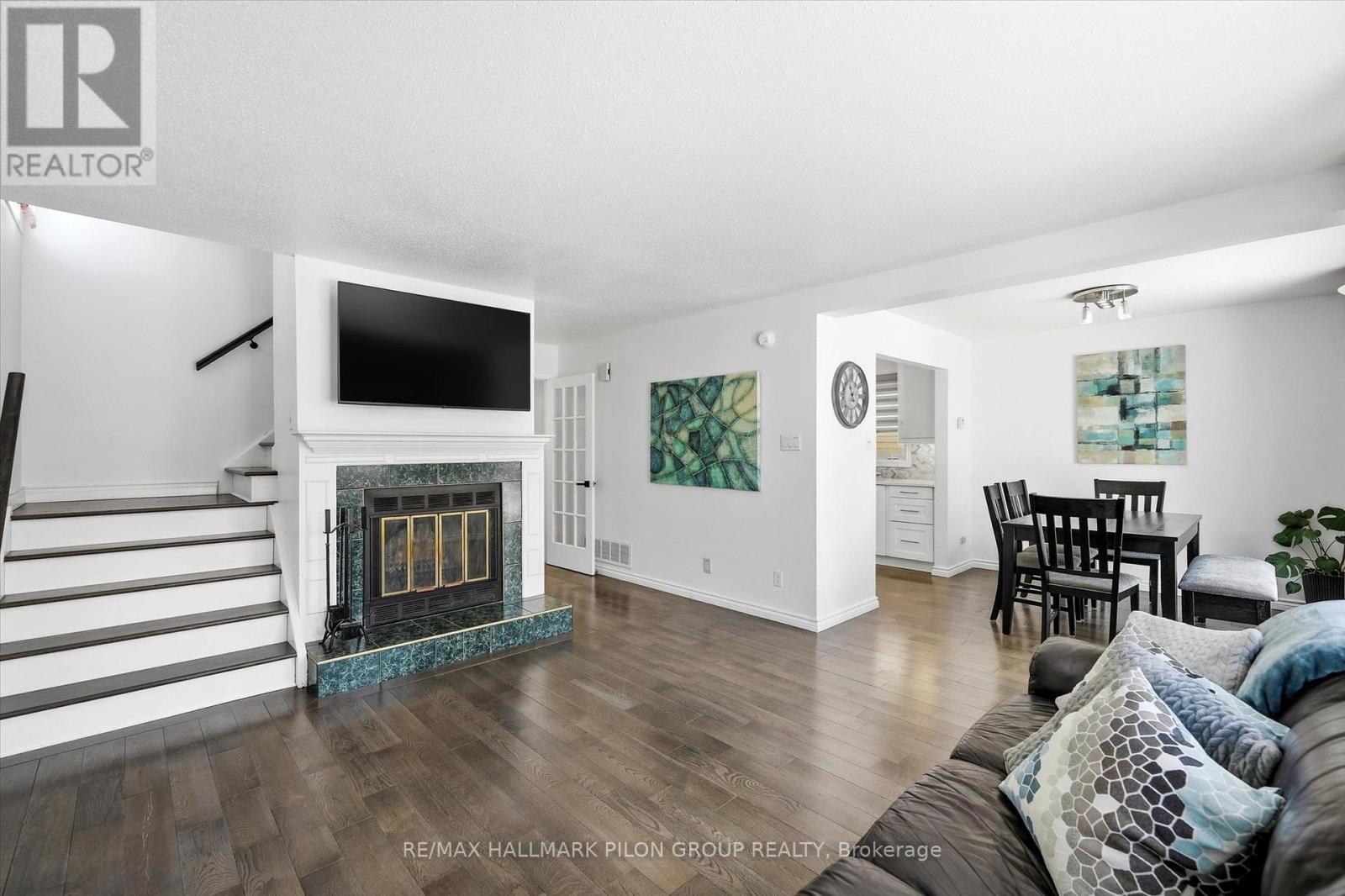 284 Mceachern Crescent