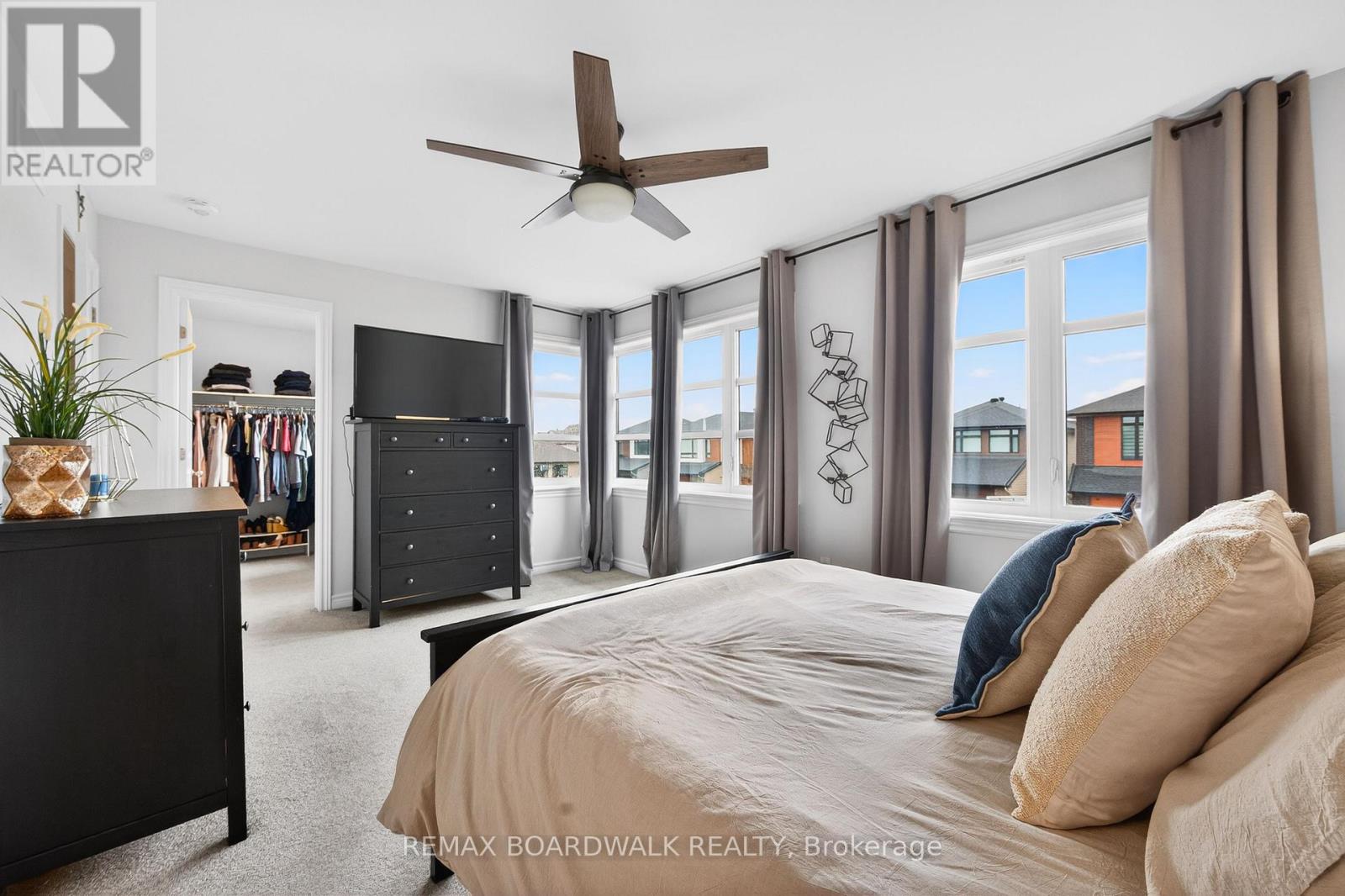 38 Thunderbolt Street