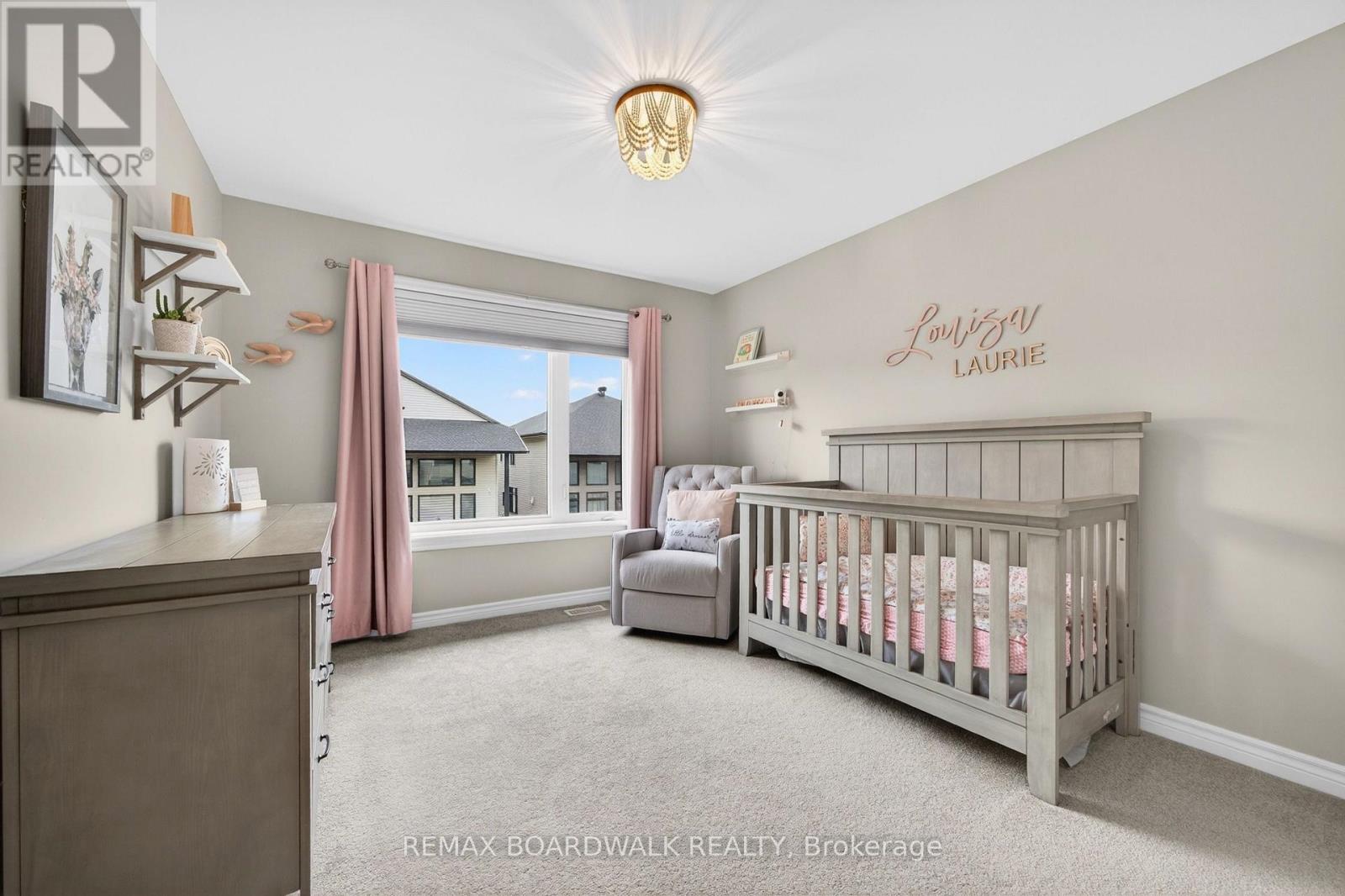 38 Thunderbolt Street