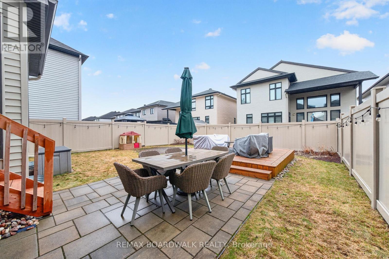 38 Thunderbolt Street