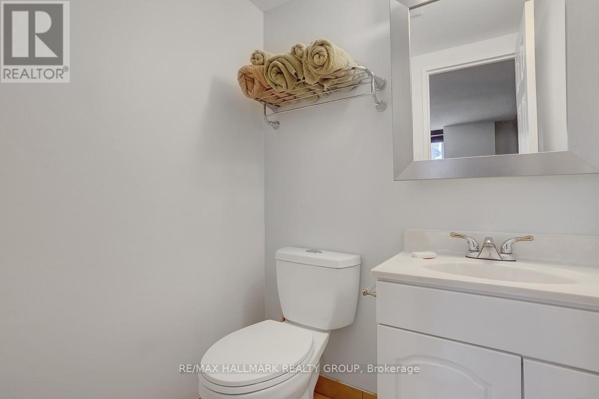 210 - 2000 Jasmine Crescent