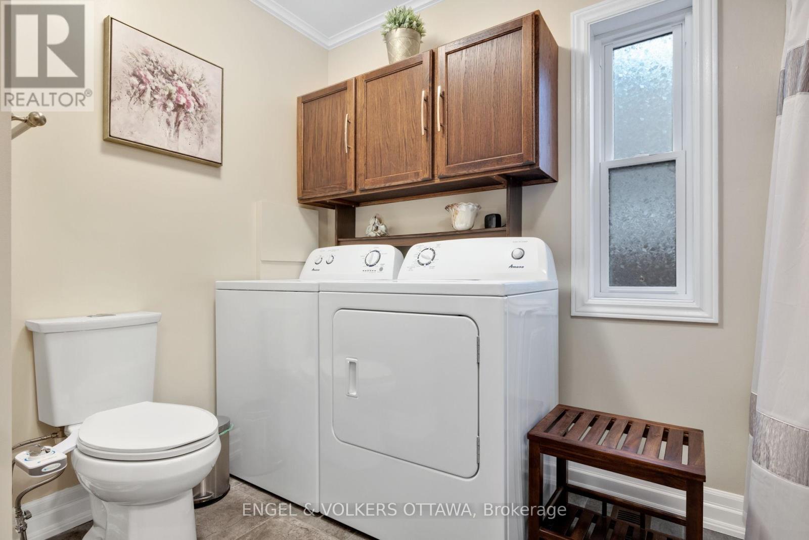 1173 St Jerome Crescent