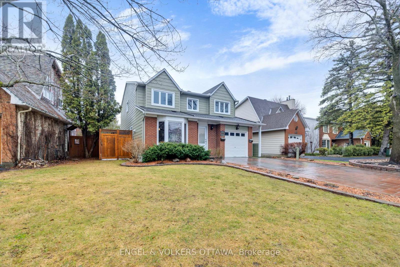 1173 St Jerome Crescent