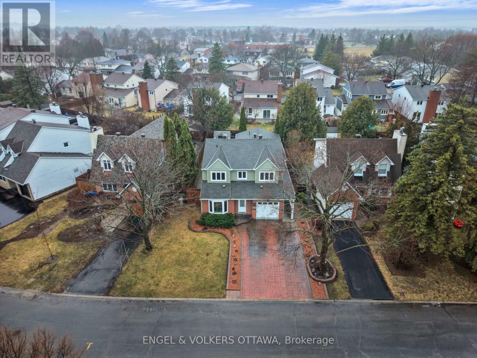 1173 St Jerome Crescent