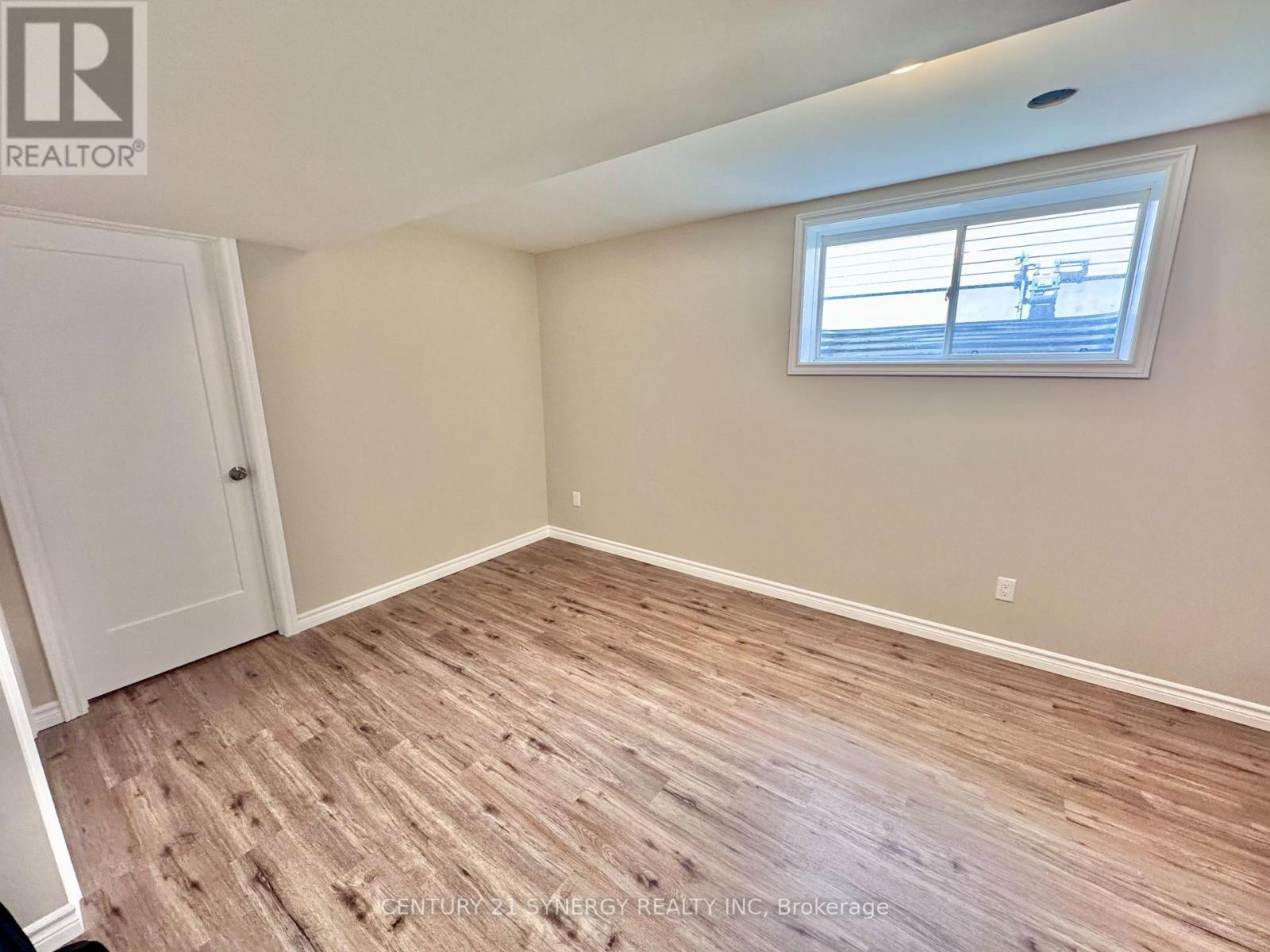 457 Honeyborne Street