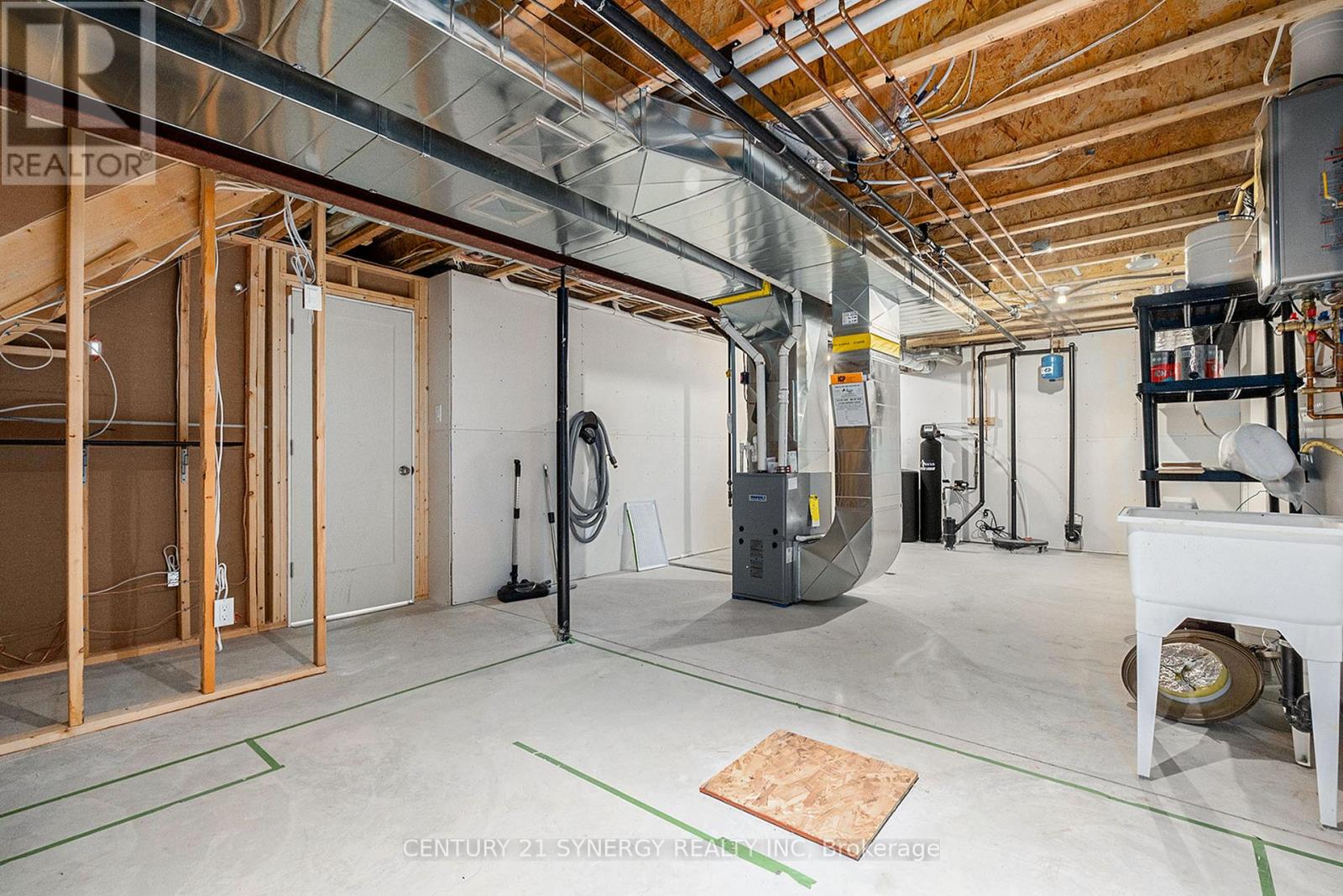 457 Honeyborne Street