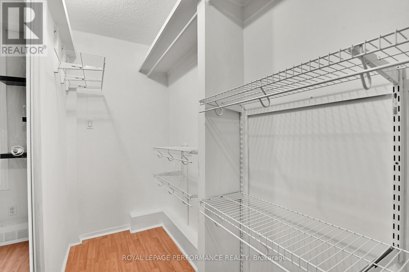 1102 - 1785 Frobisher Lane