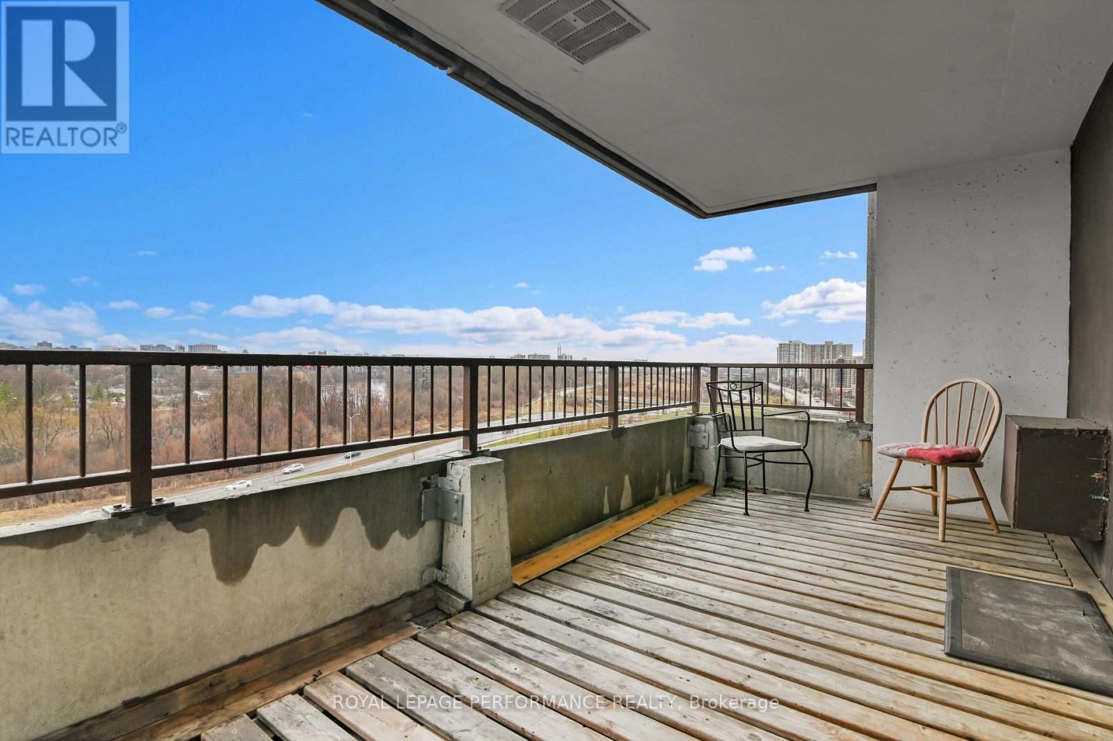 1102 - 1785 Frobisher Lane