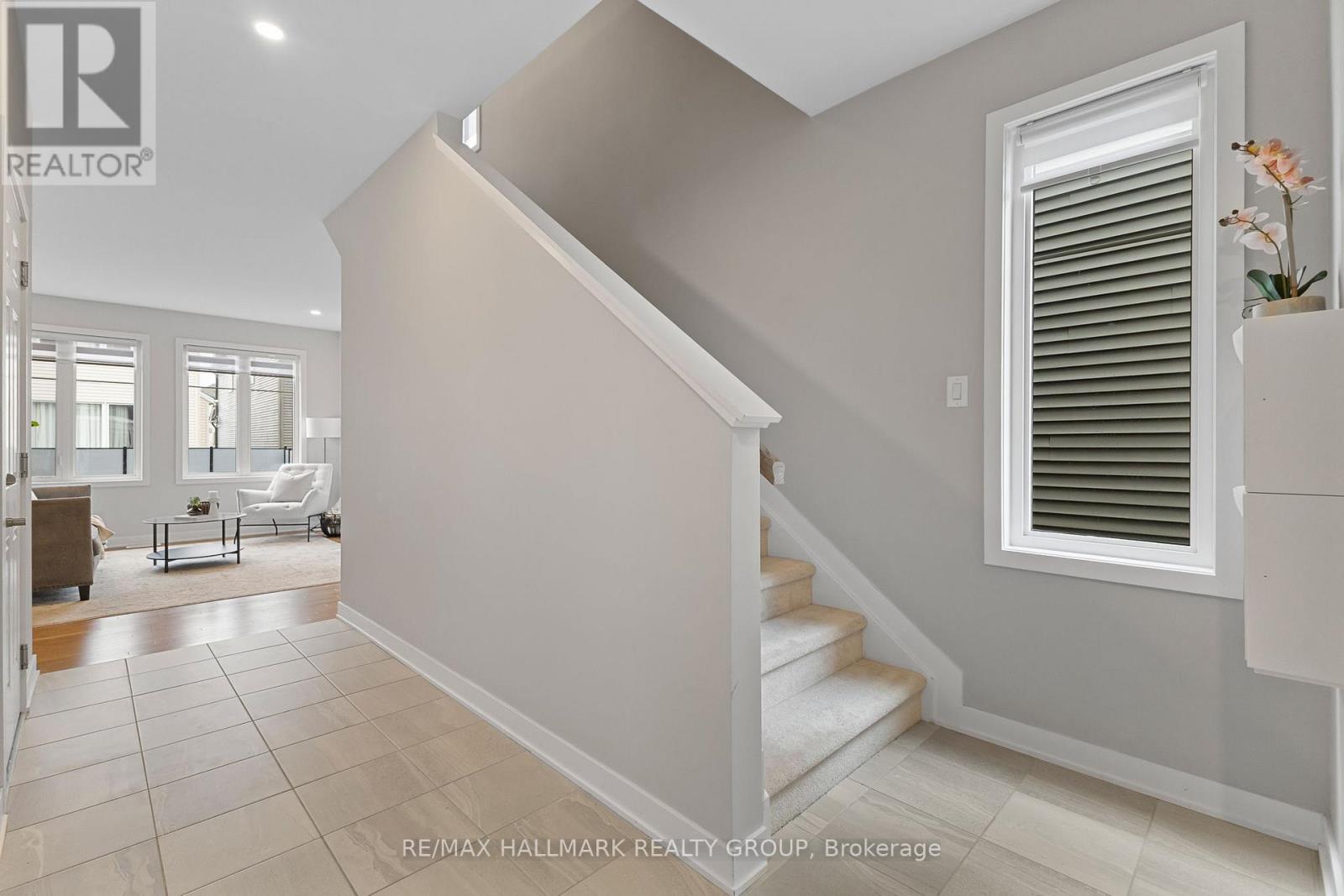 1015 Cottontail Walk