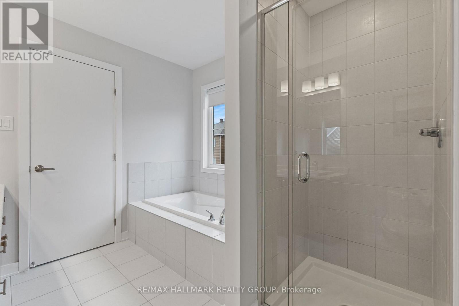 1015 Cottontail Walk