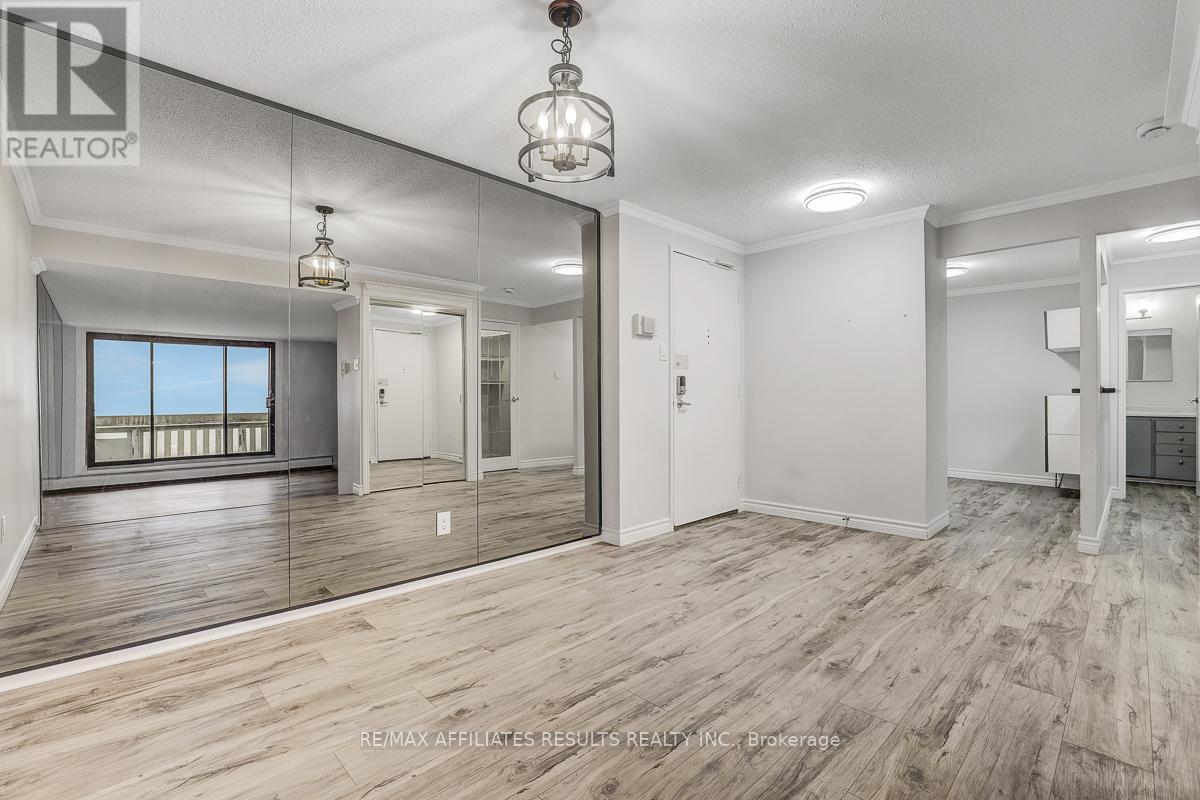 1609 - 415 Greenview Avenue