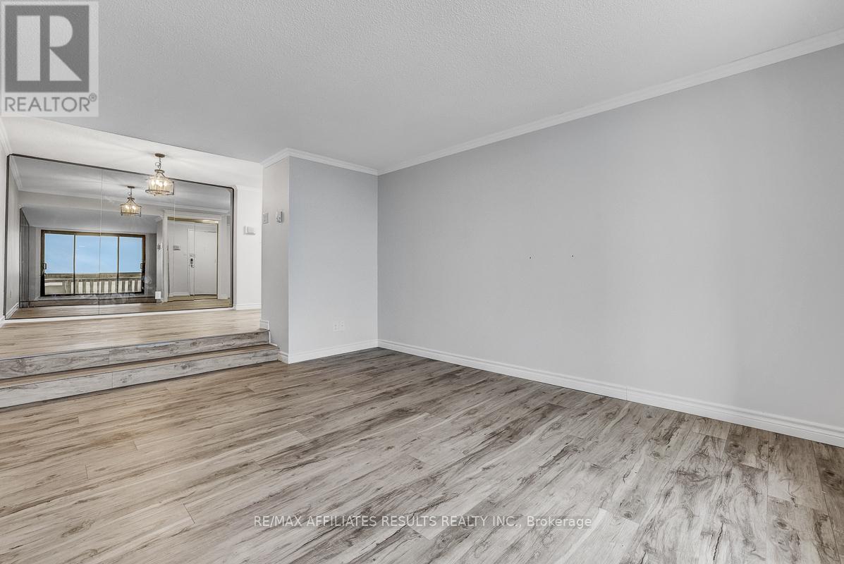 1609 - 415 Greenview Avenue