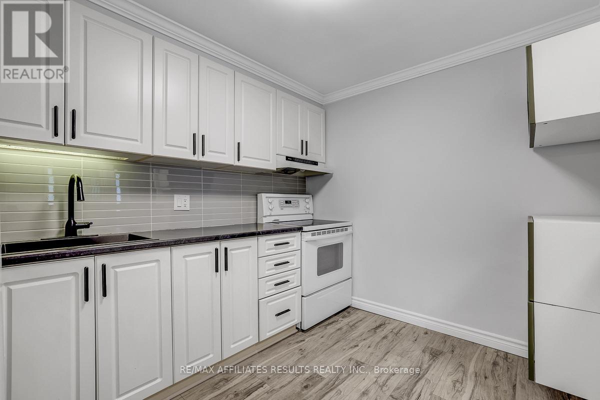 1609 - 415 Greenview Avenue