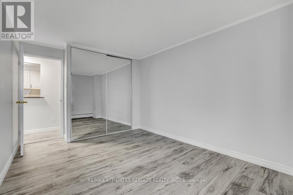 1609 - 415 Greenview Avenue