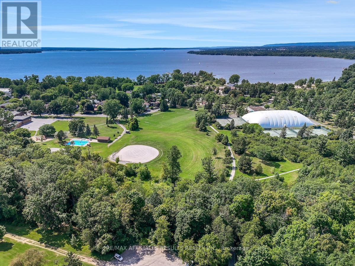 1609 - 415 Greenview Avenue