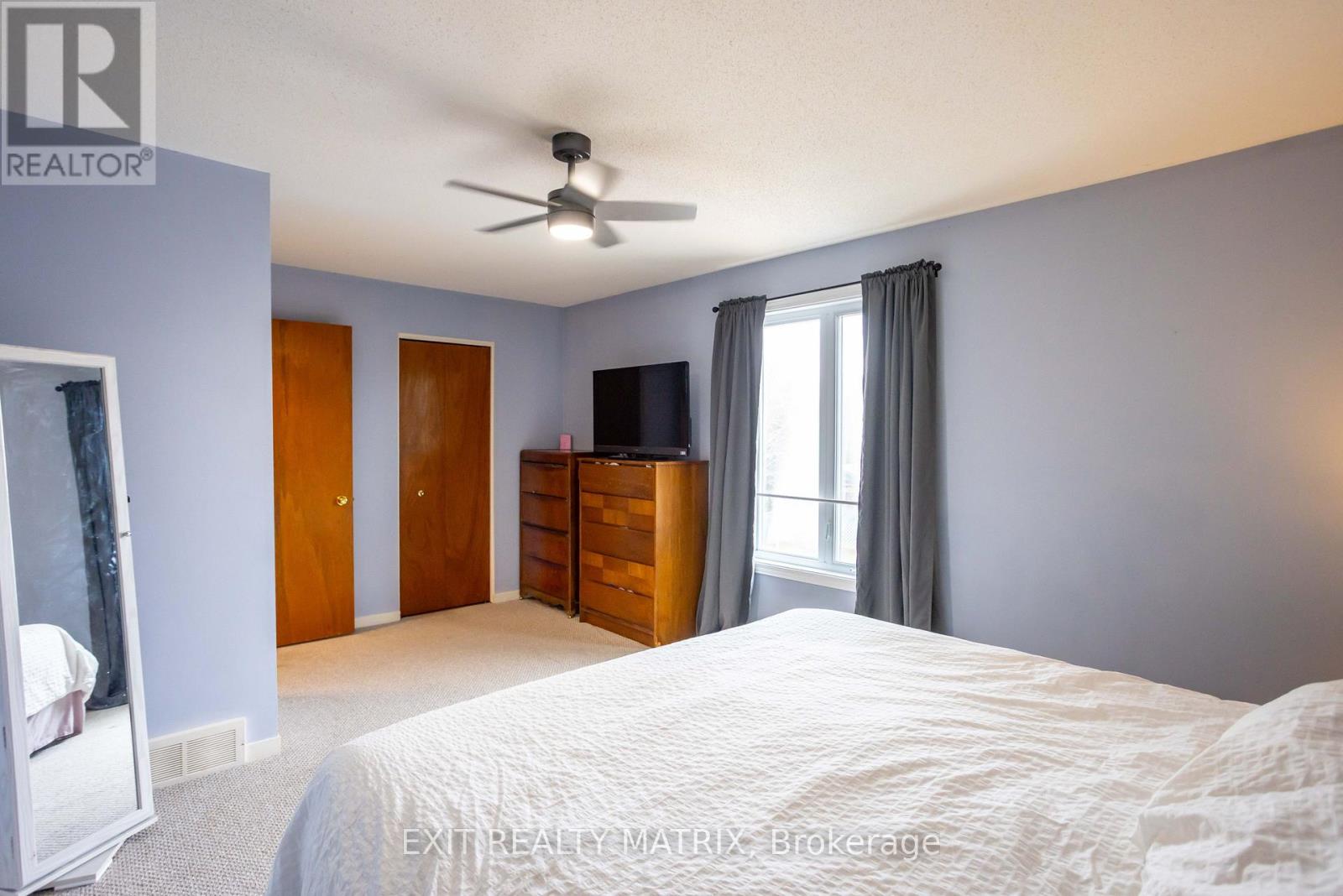 95 Castlebeau Street