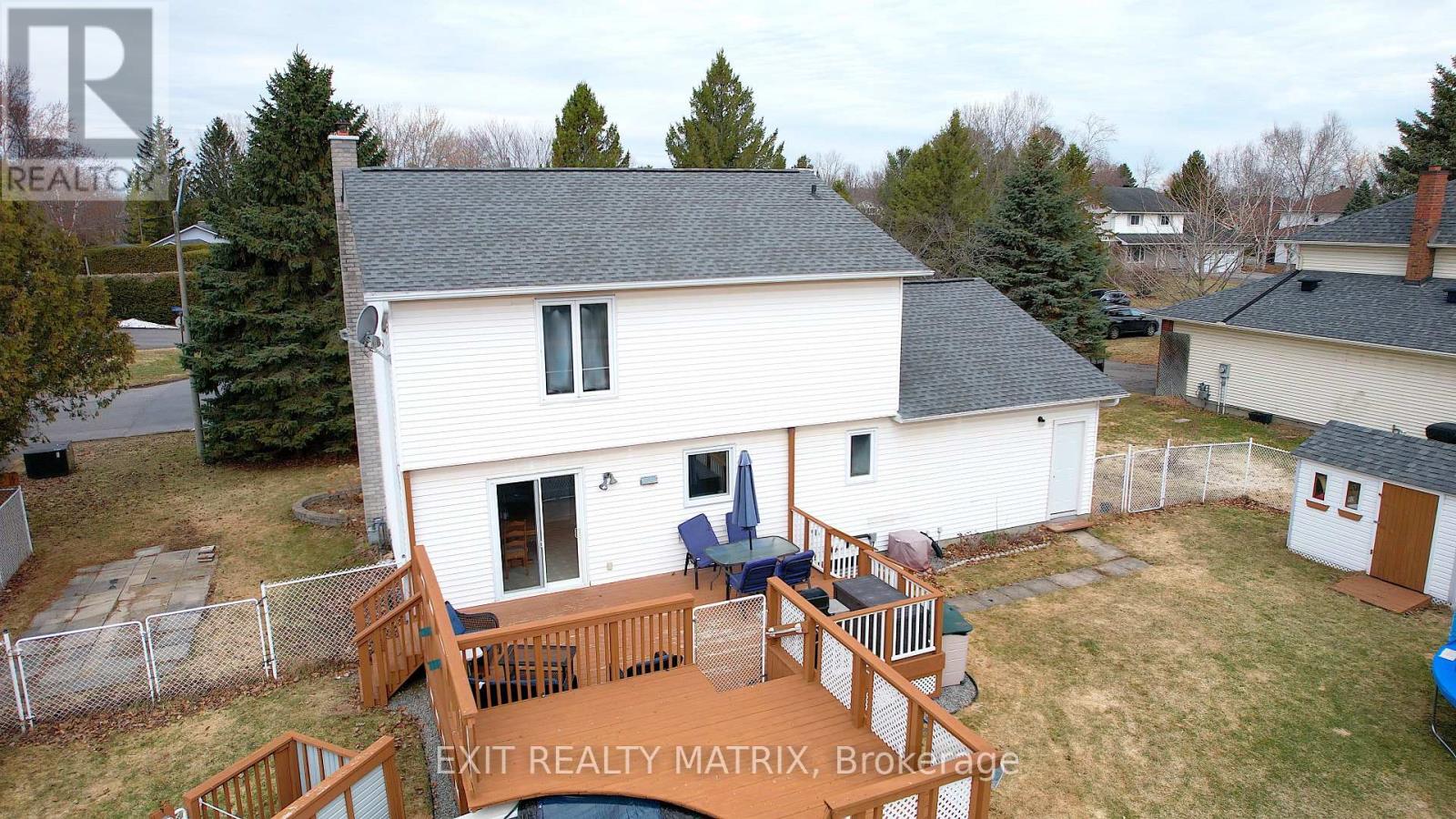 95 Castlebeau Street