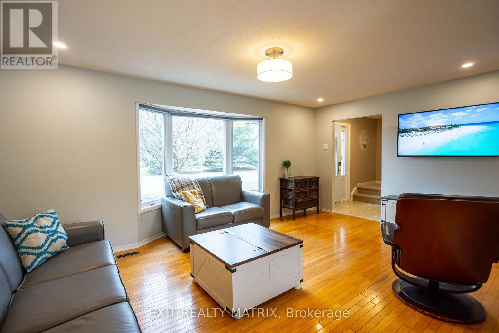 95 Castlebeau Street