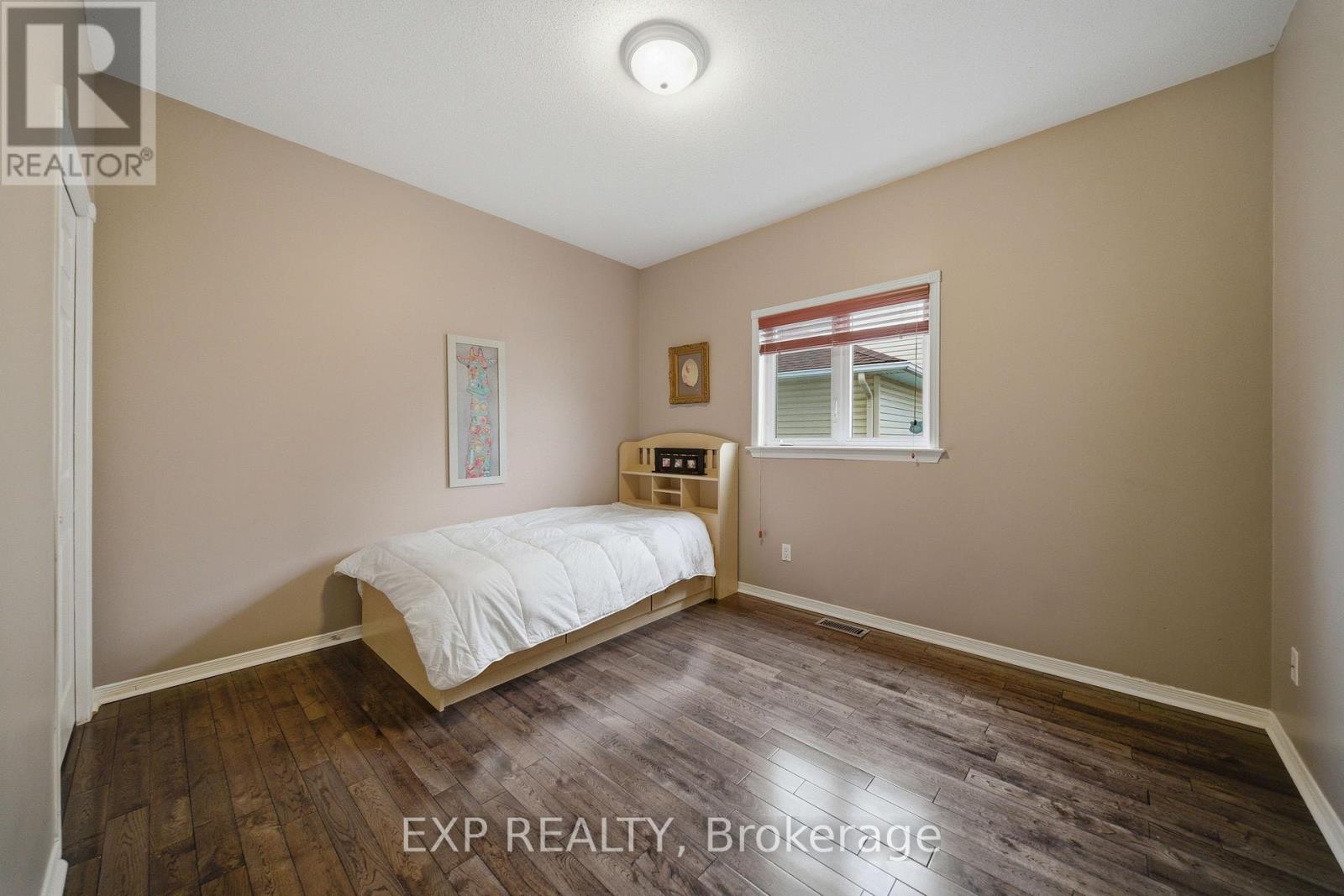 80 La Prairie Street