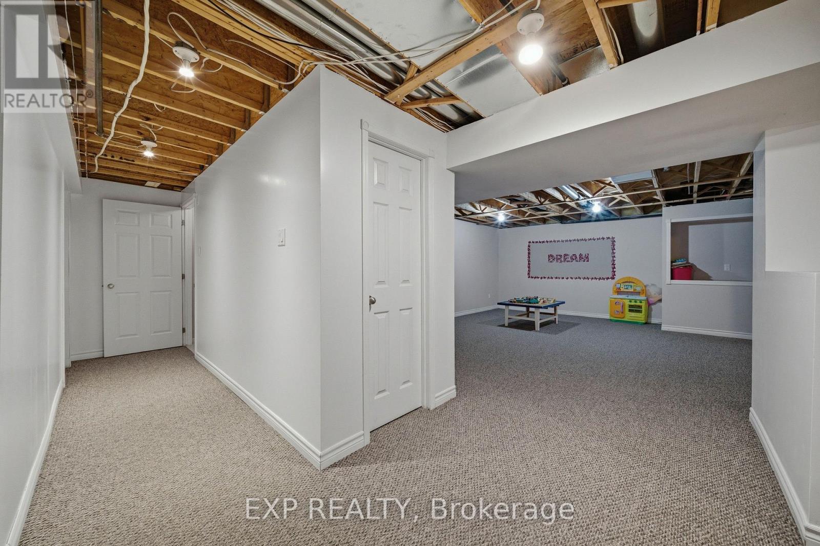 80 La Prairie Street