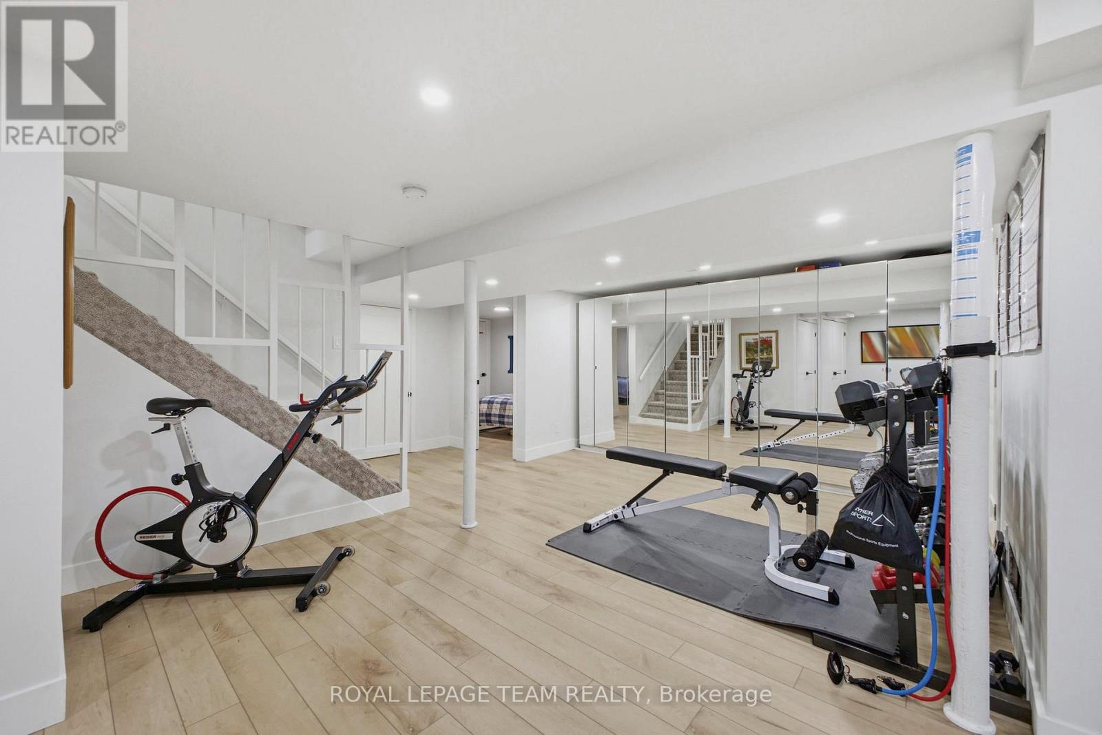 513 Windermere Avenue