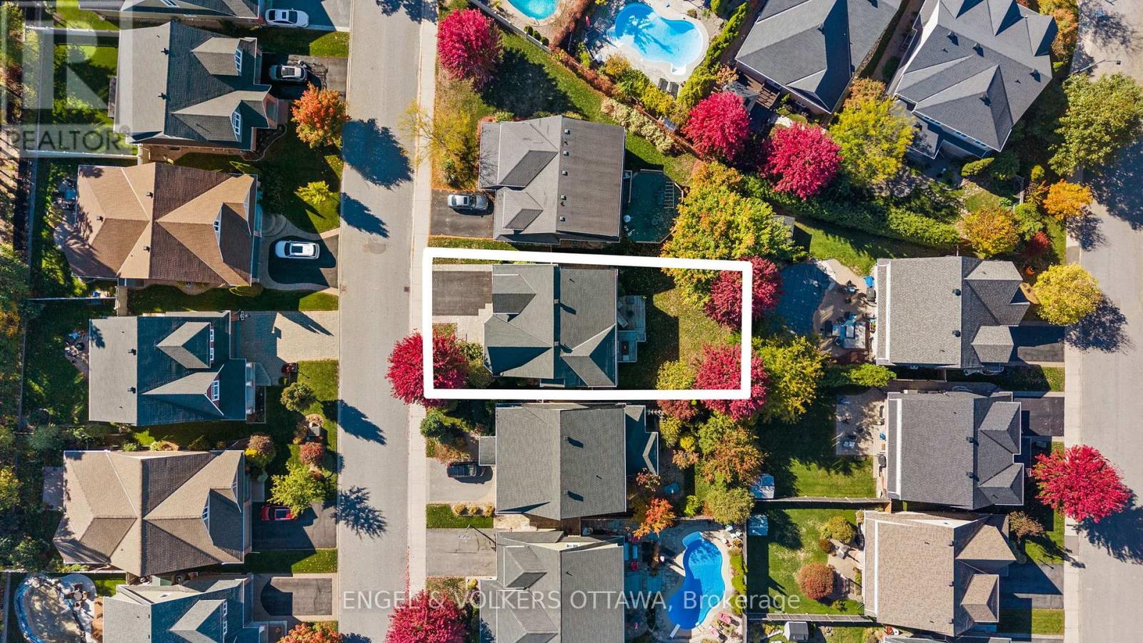 566 Erinwoods Circle